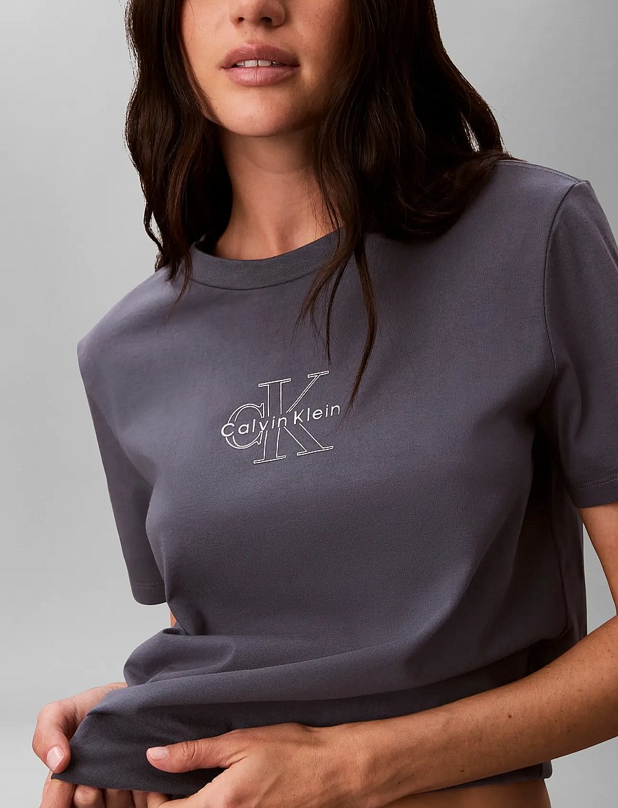 Calvin Klein Jeans - SS CLASSIC FOIL MONOLOGO TEE - t-shirts - turbulence - 4