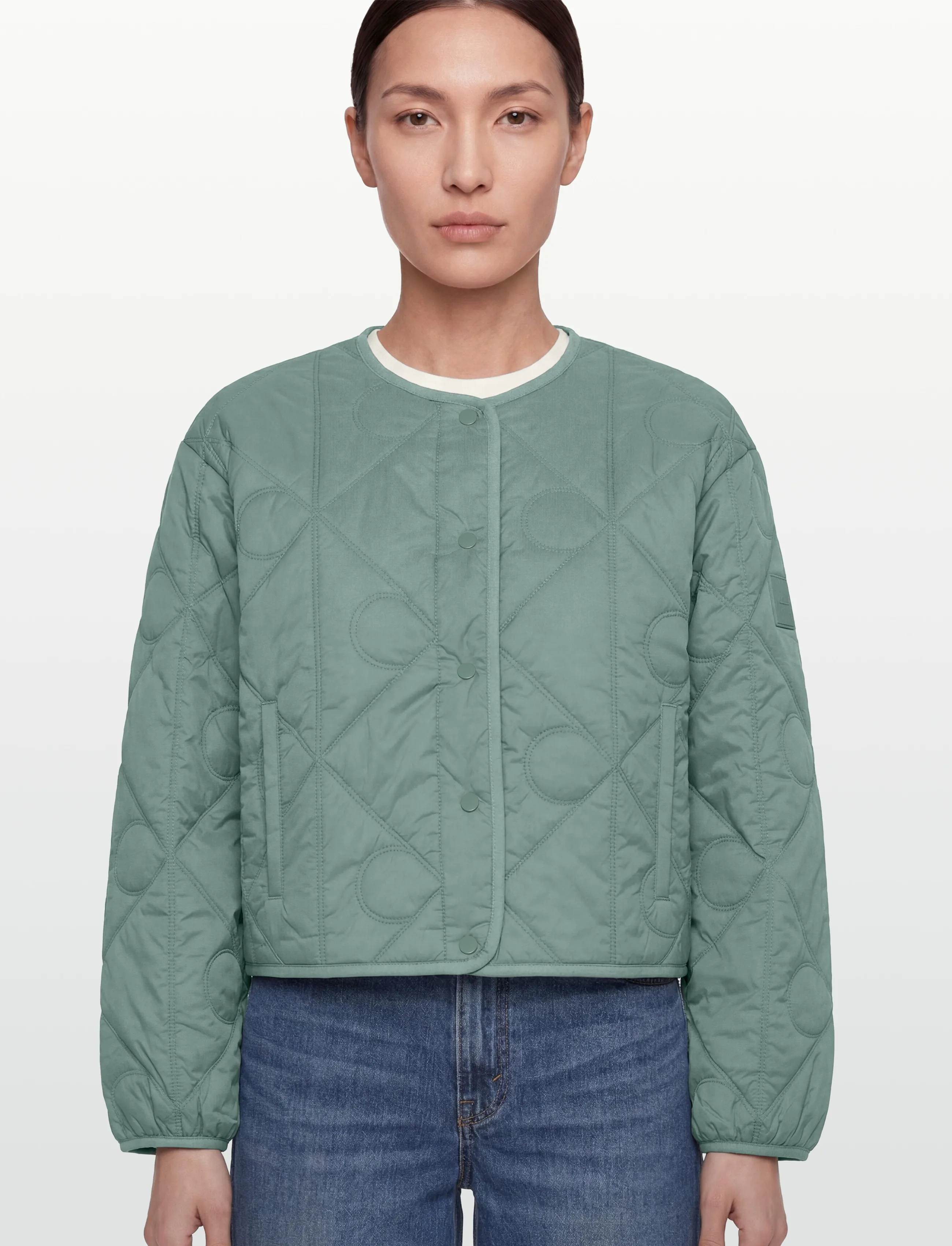 Lightweight Aop Quilted Liner 3