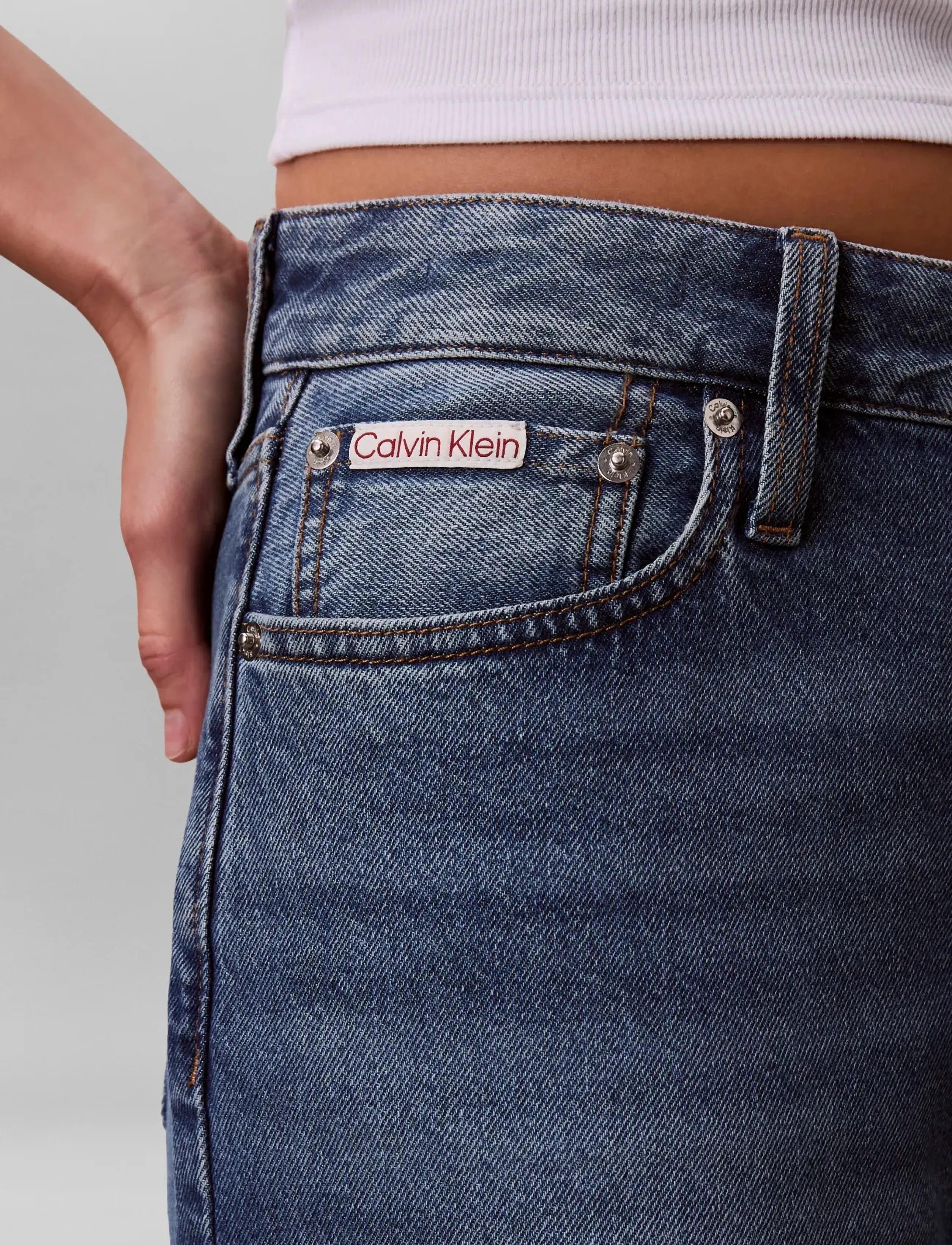 Calvin Klein Jeans Eu Barrel Jean Indigo Park relaxed fit jeans dam – bild 6