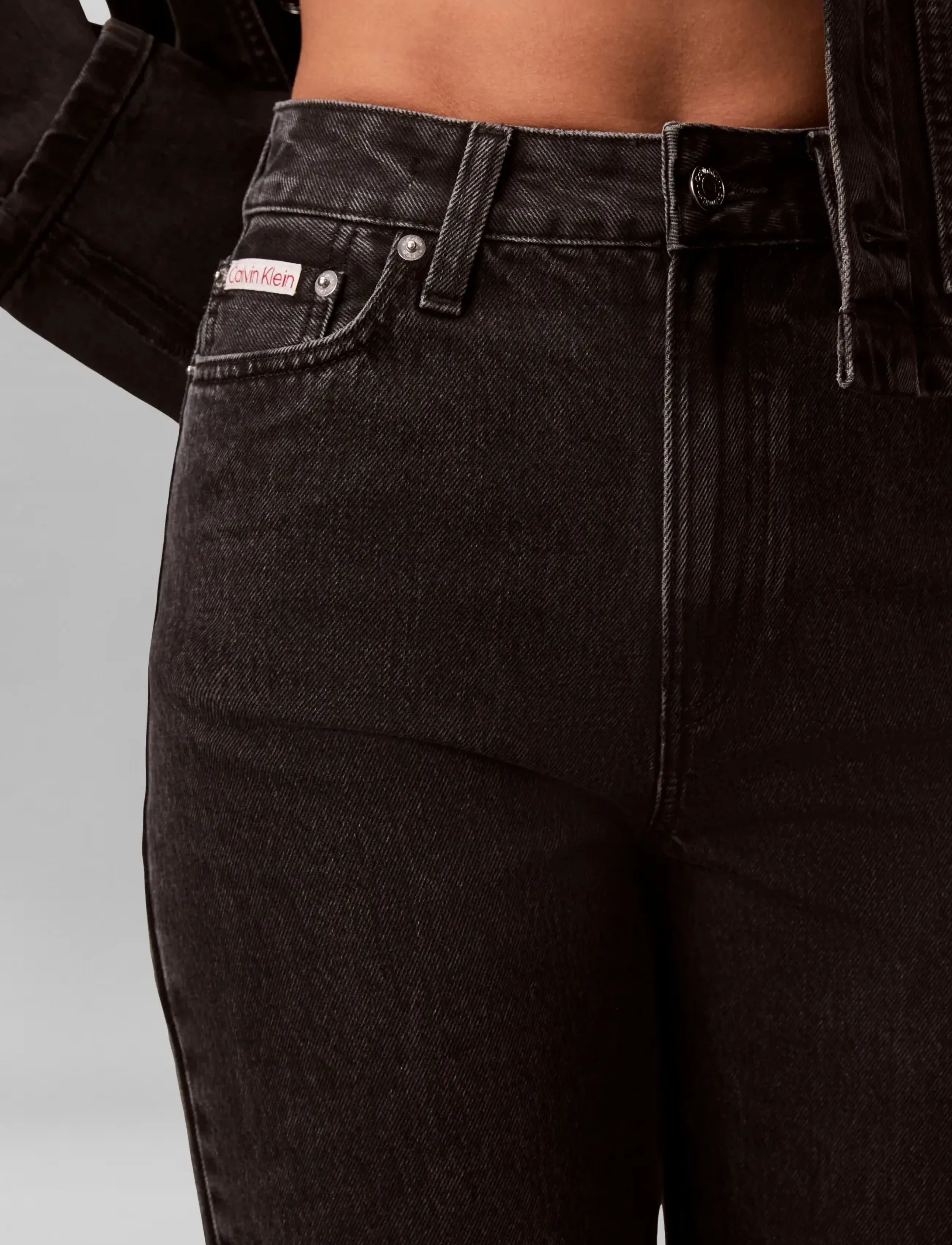 Calvin Klein Jeans - EU BARREL JEAN CK ESSENTIAL BLAC - barrel jeans - ck essential black - 4