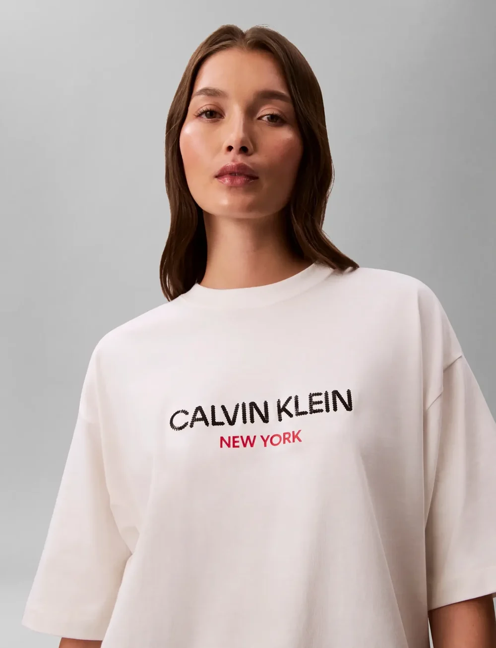 Calvin Klein Jeans - SS RELAXED SEQUIN LOGO TEE - t-shirts - white greige - 0