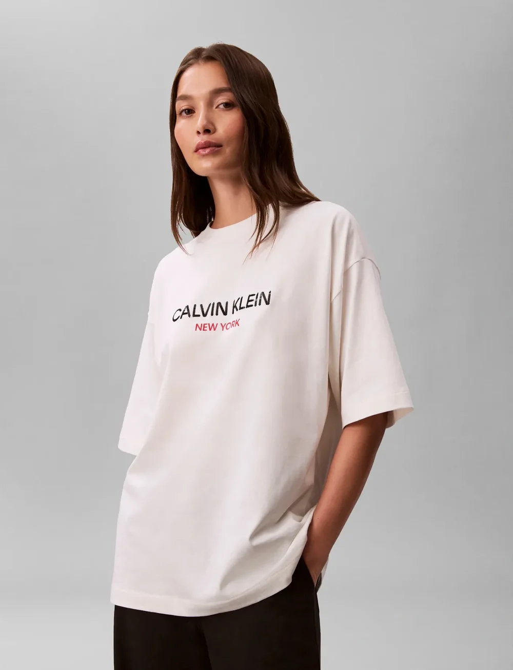 Calvin Klein Jeans - SS RELAXED SEQUIN LOGO TEE - t-shirts - white greige - 3