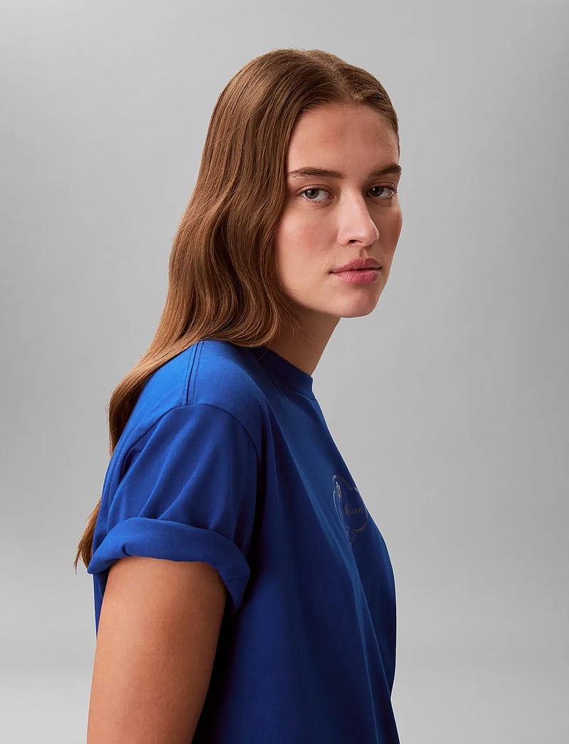 Calvin Klein Jeans - SS BOXY COCTAIL LOGO TEE - t-shirts - admiral blue - 5