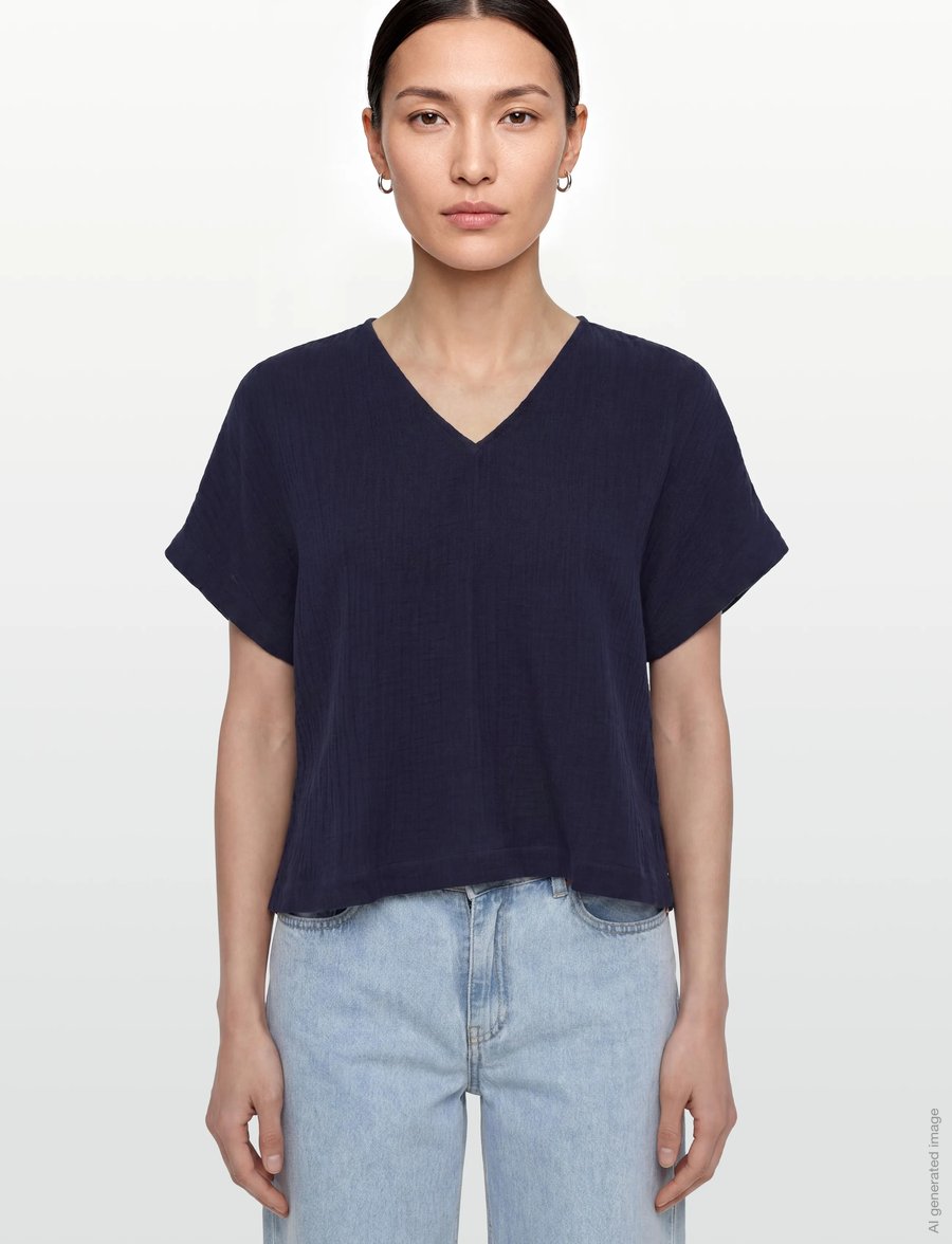 Calvin Klein Jeans - GAUZE V NECK SS TOP - evening blue - 3