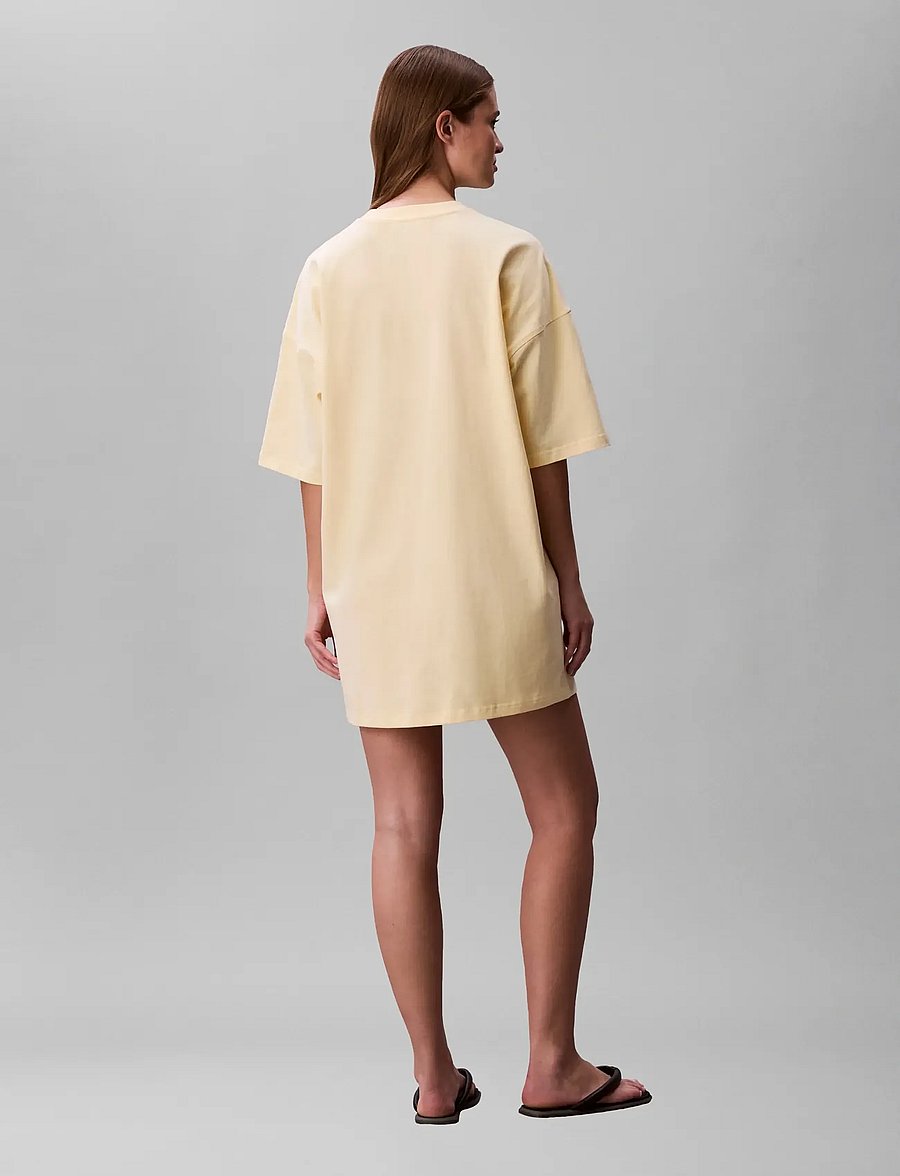 Calvin Klein Jeans - SS WOVEN LABEL OVERSIZED TEE DRE - t-shirt dresses - pear sorbet - 2