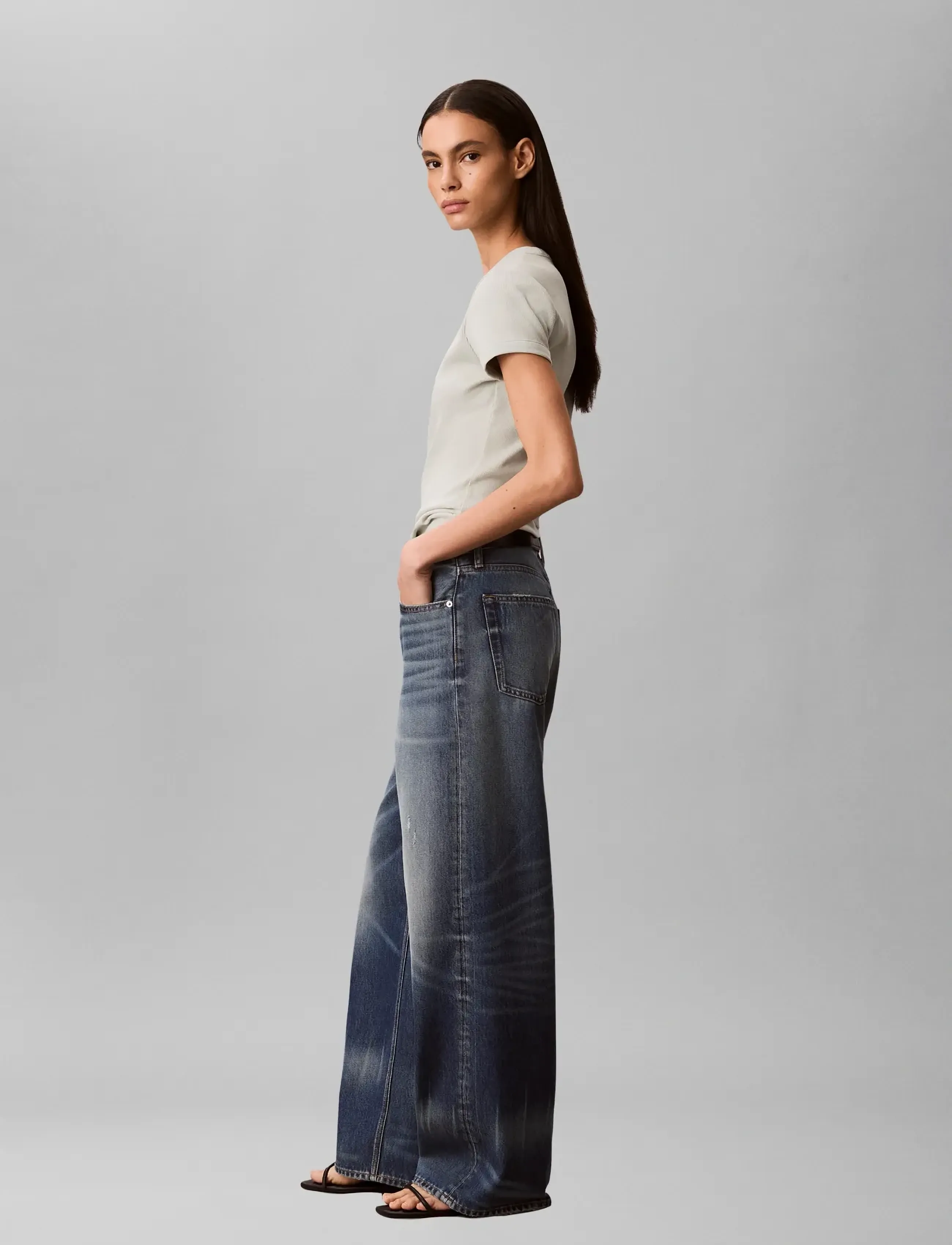 Calvin Klein Jeans - SS 2X2 BABY RIB LOGO BABY TEE - t-shirts - pale meadow - 5