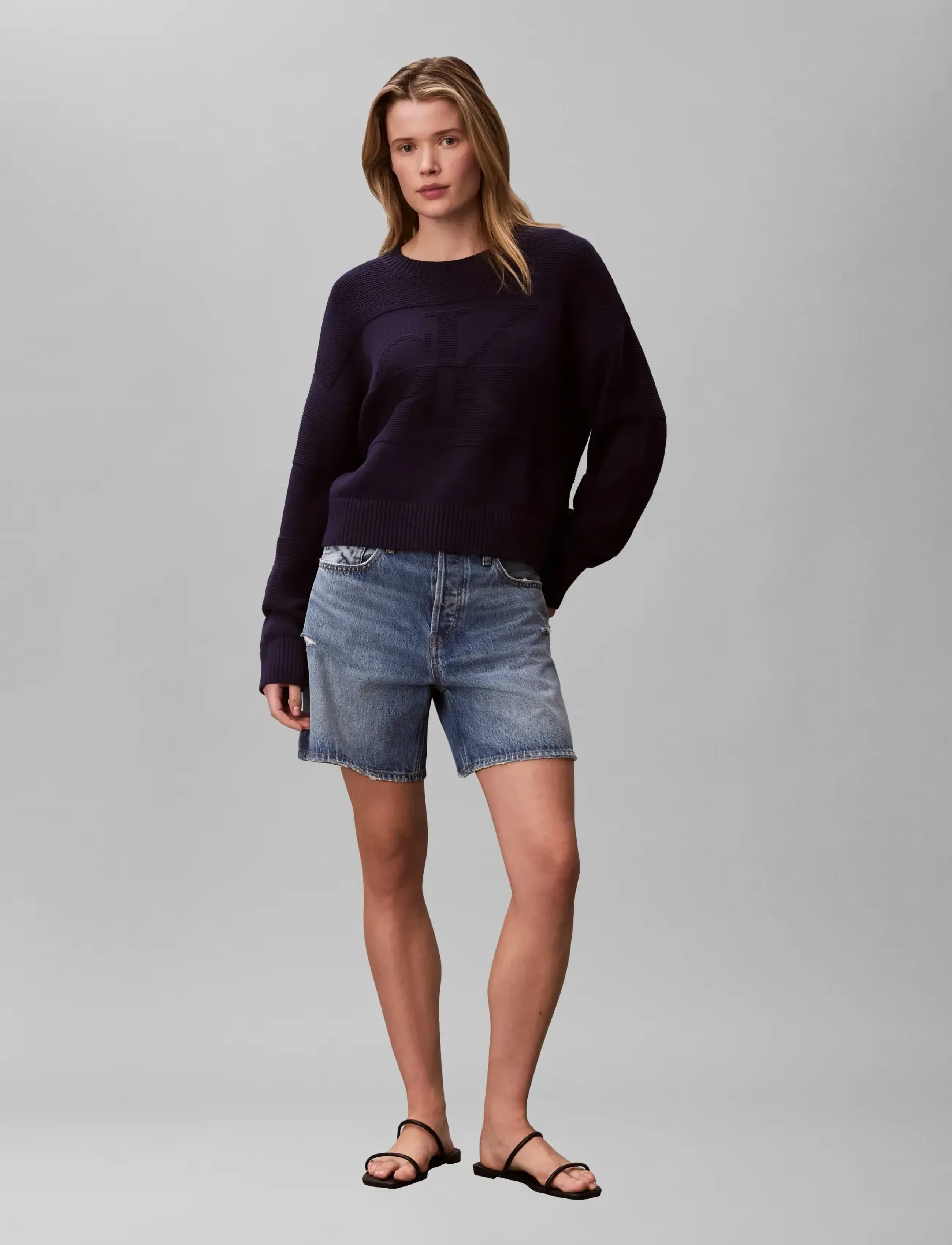 Calvin Klein Jeans Ls Tonal Logo Sweater, M, Knitwear, Marineblau - Jumpers, Frauen