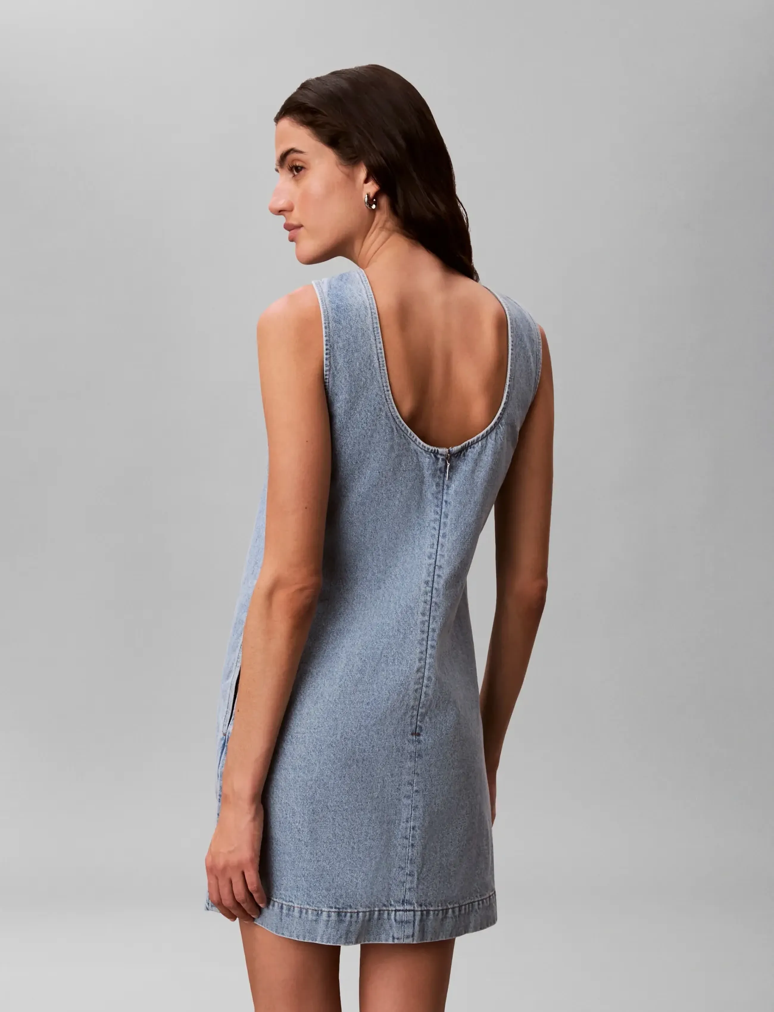 Calvin Klein Jeans - SLVLSS DENIM SHIFT DRESS COASTAL - denimkjoler - coastal light - 2