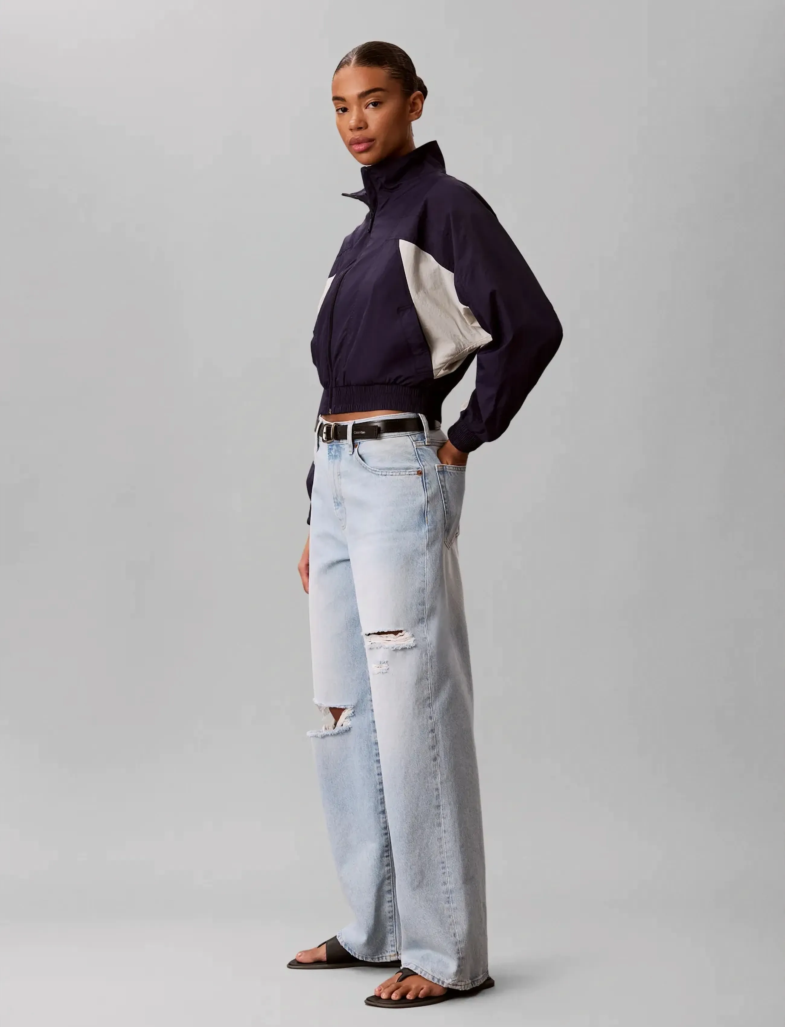 Calvin Klein Jeans CROP DOLMAN COLORBLOCK JACKET - Jakker & Kåper - EVENING BLUE   CHALK / navy