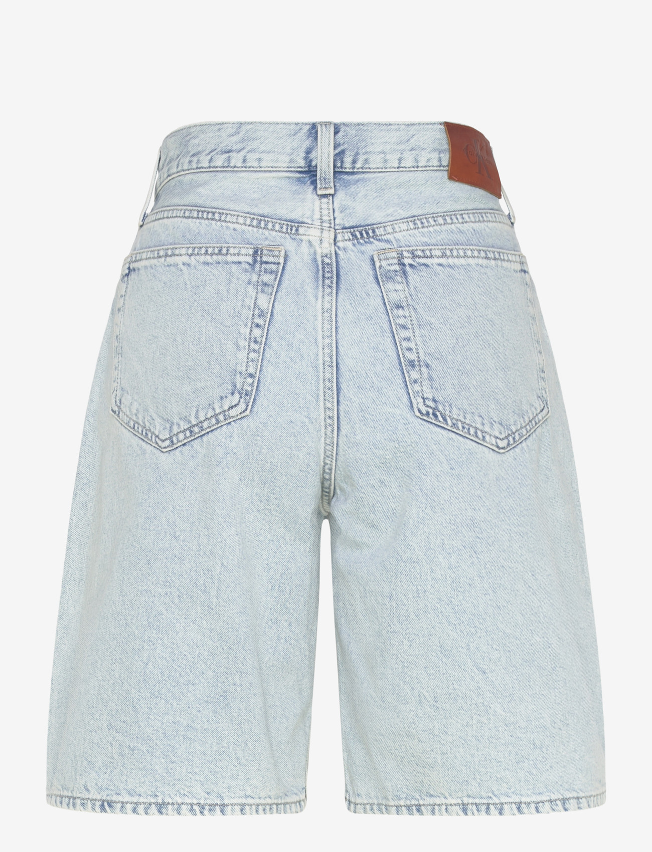 Calvin Klein Jeans - THE BERMUDA SHORT BLEACHED BLUE - lühikesed teksapüksid - bleached blue - 1