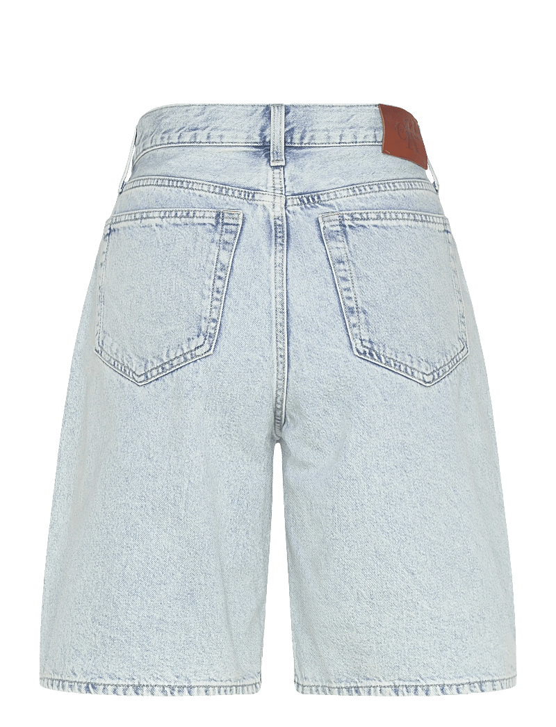 Calvin Klein Jeans - THE BERMUDA SHORT BLEACHED BLUE - lühikesed teksapüksid - bleached blue - 1
