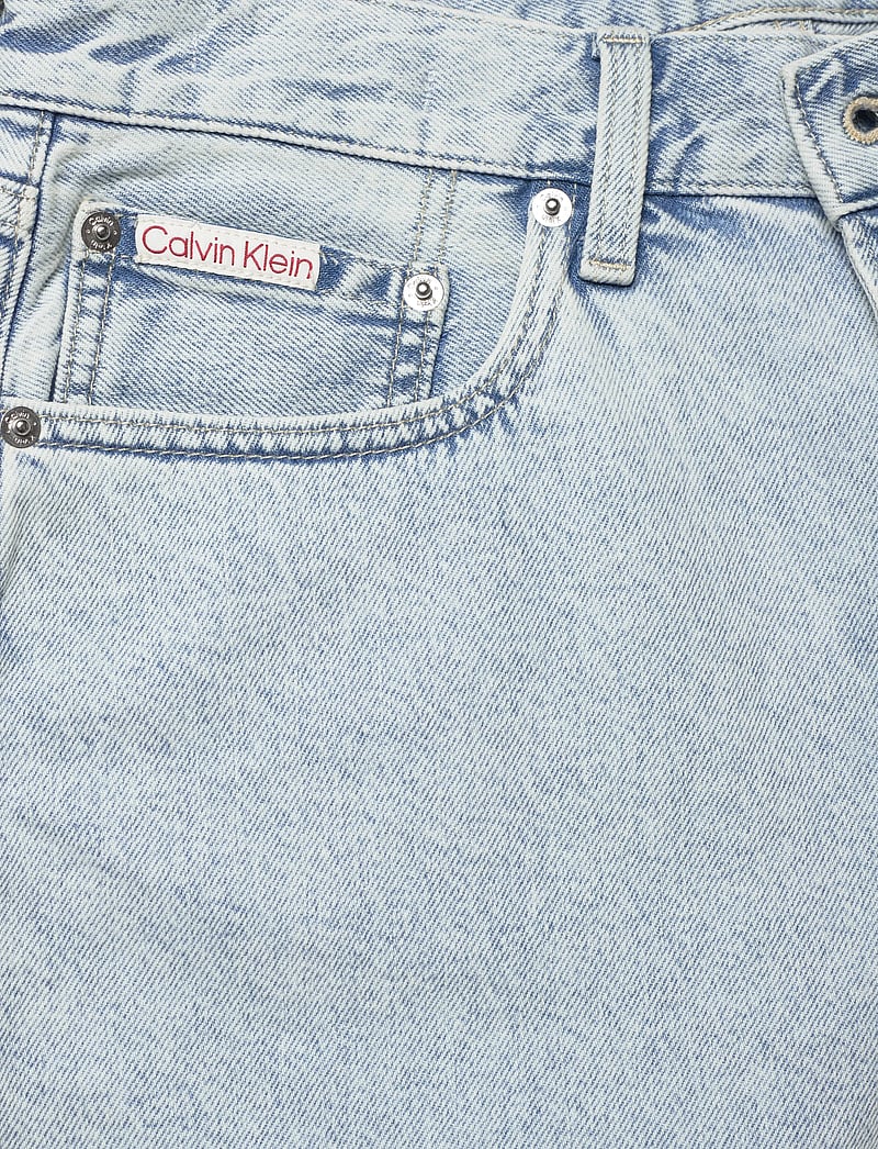 Calvin Klein Jeans - THE BERMUDA SHORT BLEACHED BLUE - lühikesed teksapüksid - bleached blue - 2