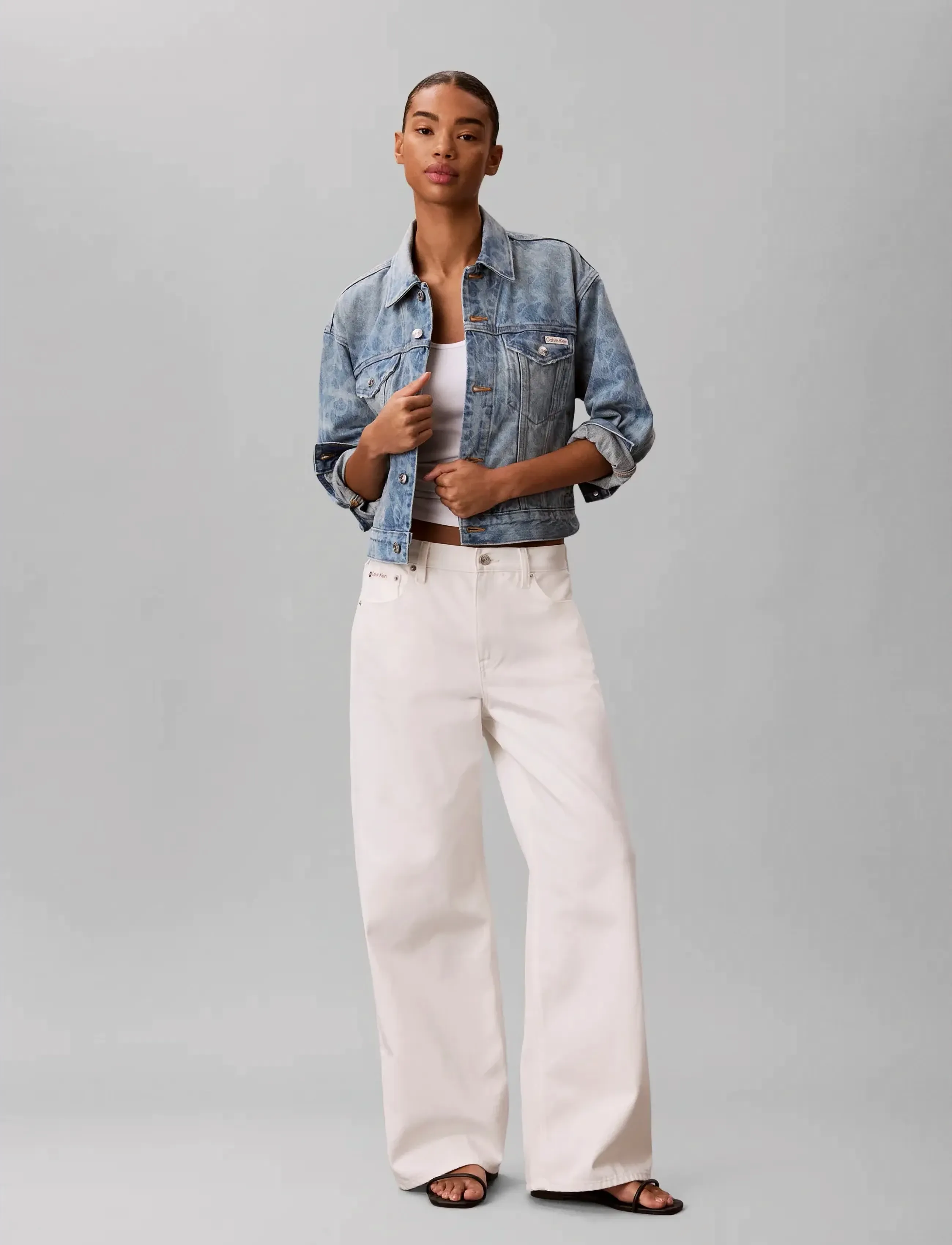 Calvin Klein Jeans AOP 90s TRUCKER JACKET LT PLAYBI - Denim jackets - LT PLAYBILL / blue