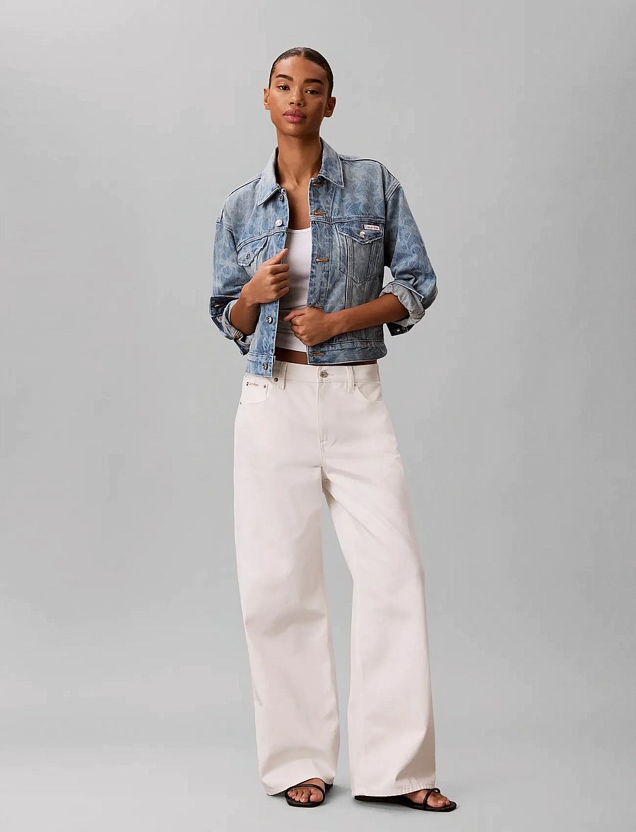 Calvin Klein Jeans - AOP 90s TRUCKER JACKET LT PLAYBI - vestes de printemps - lt playbill - 0
