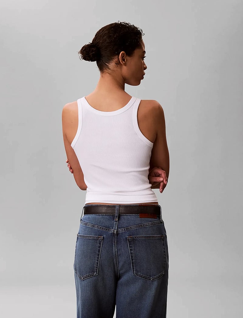 Calvin Klein Jeans - CONTOUR 2X2 RIB GRAPHIC TANK - topid ja varrukateta alussärgid - bright white - 2