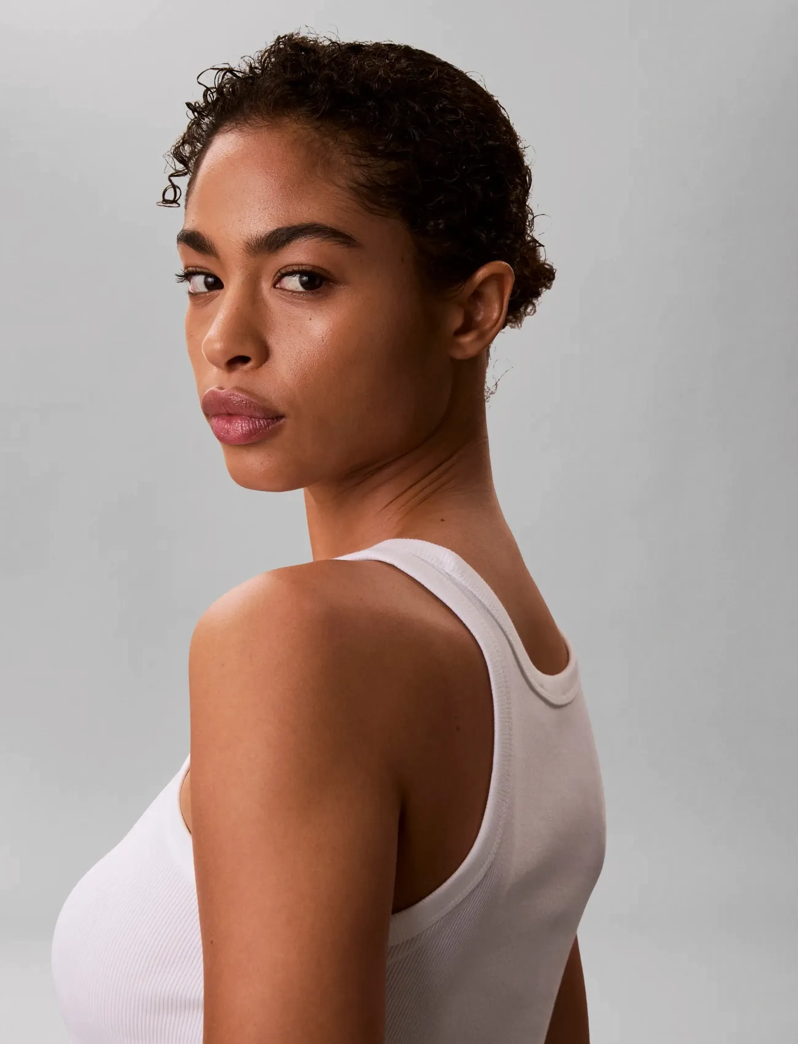 Calvin Klein Jeans - CONTOUR 2X2 RIB GRAPHIC TANK - tanktops - bright white - 4