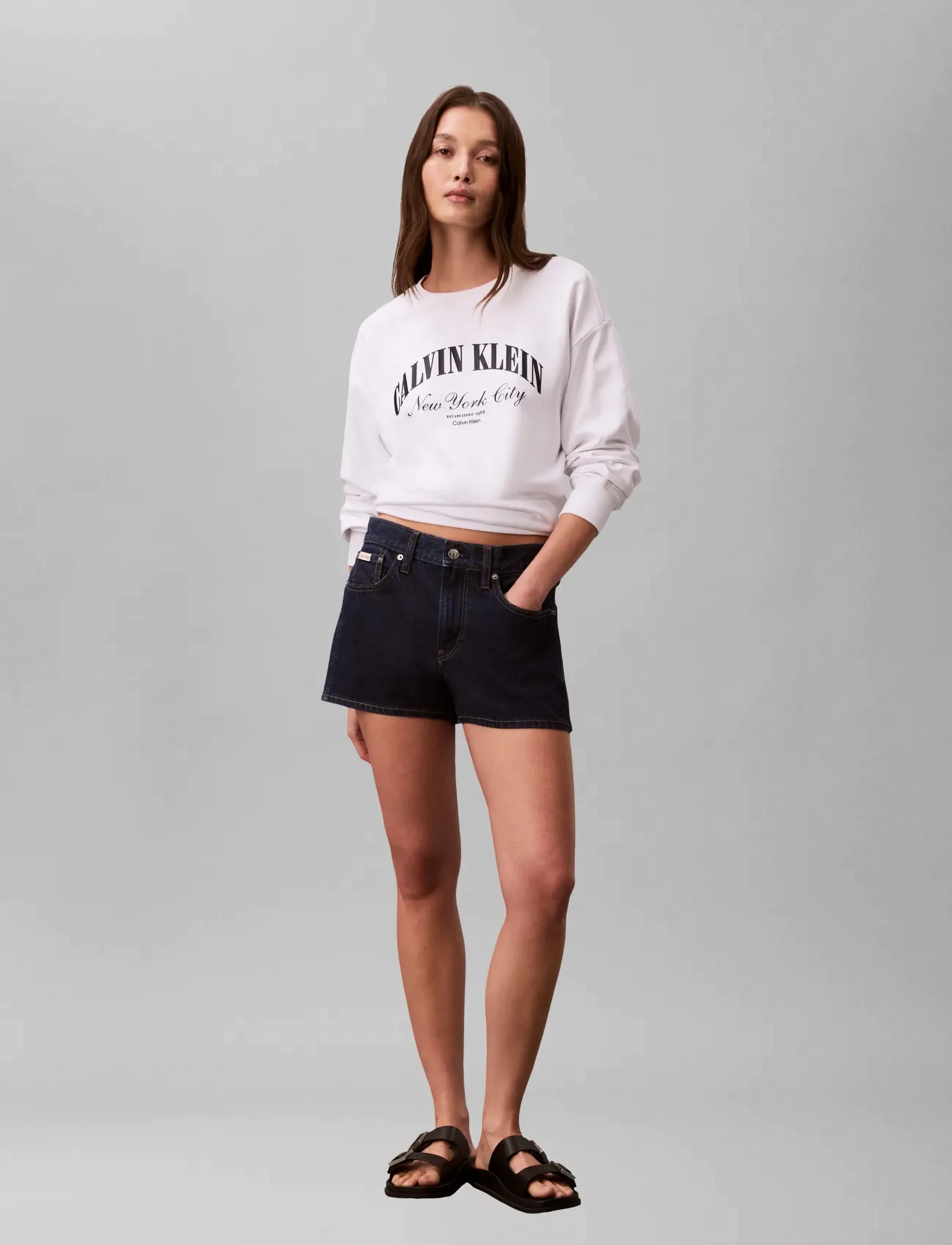 Calvin Klein Jeans LOGO GRAPHIC CREWNECK SWEATSHIRT - Sweatshirts - BRIGHT WHITE / white