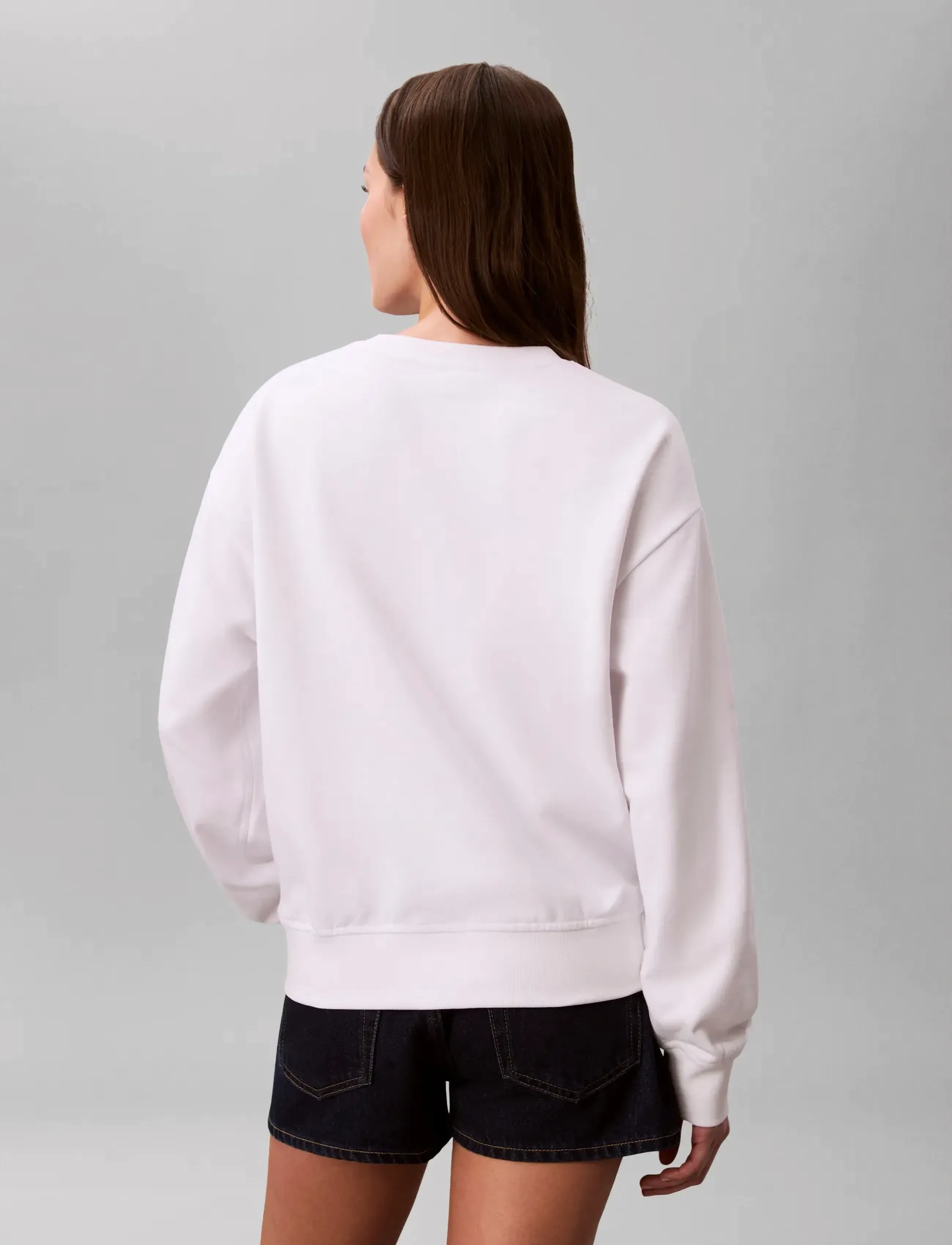Calvin Klein Jeans - LOGO GRAPHIC CREWNECK SWEATSHIRT - hverdags stil - bright white - 2