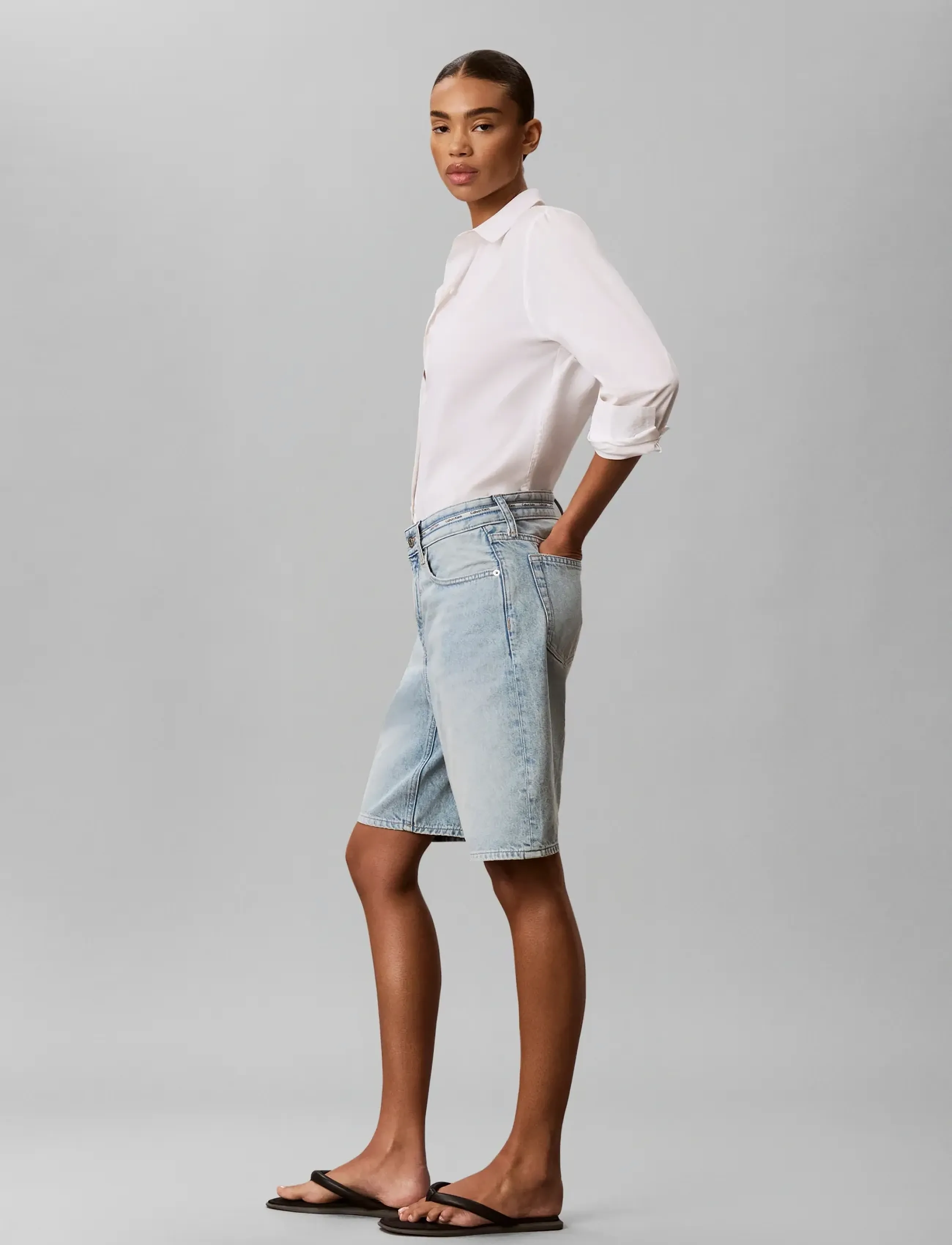 Calvin Klein Jeans RELAXED BERMUDA SHORT FRESH WATE - Shorts - FRESH WATER / blue