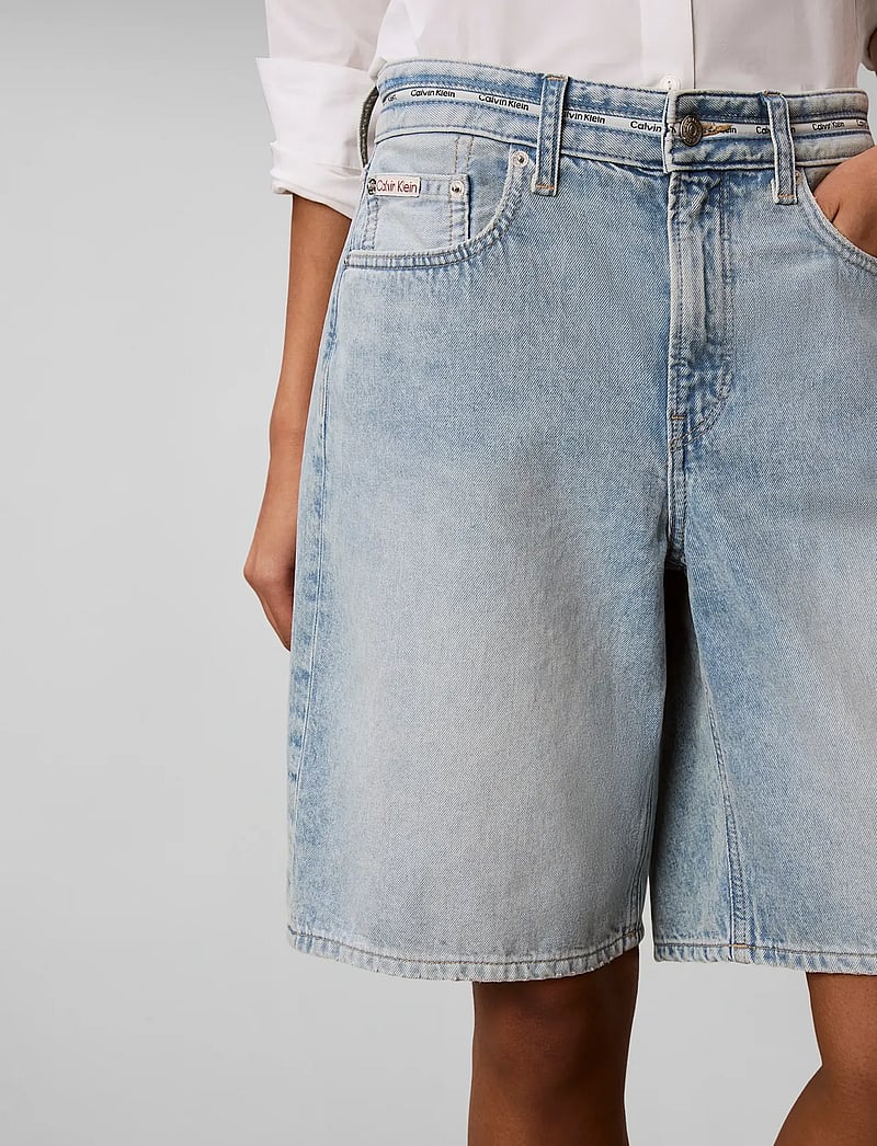 Calvin Klein Jeans - RELAXED BERMUDA SHORT FRESH WATE - jeansshorts - fresh water - 3