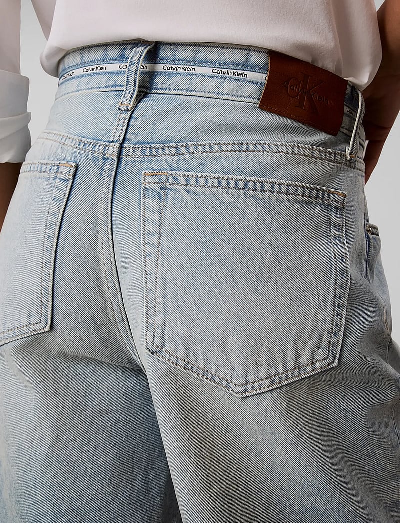 Calvin Klein Jeans - RELAXED BERMUDA SHORT FRESH WATE - jeansshorts - fresh water - 4
