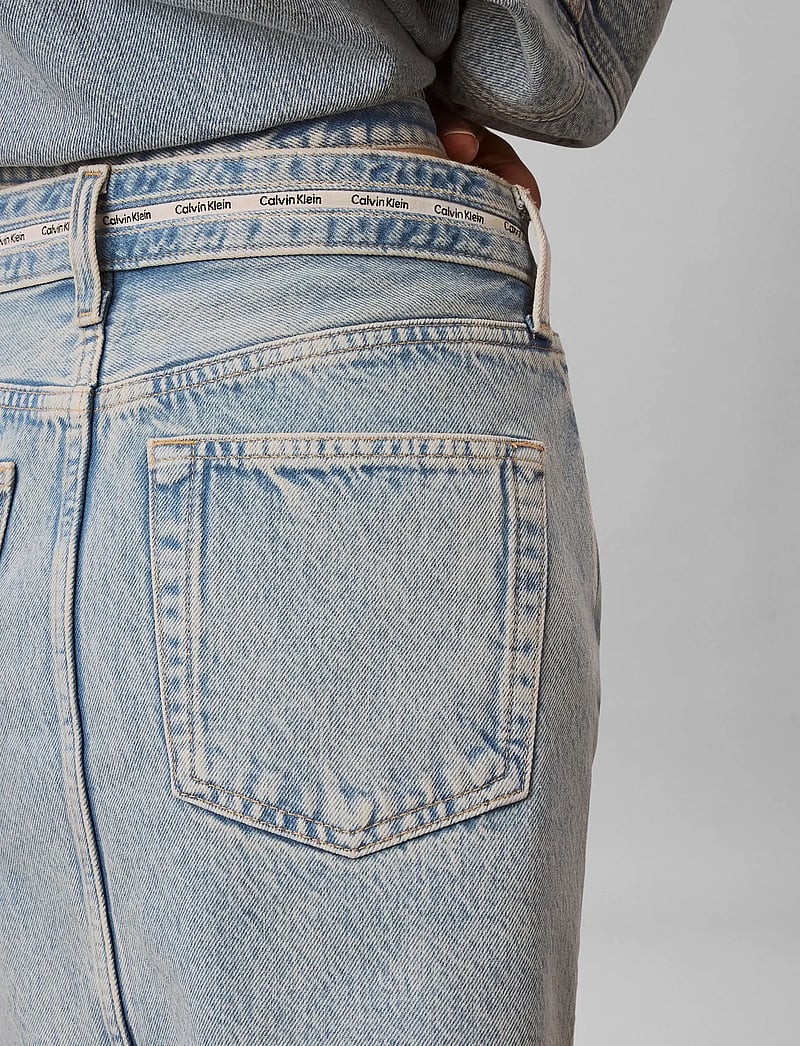 Calvin Klein Jeans - BRANDED MINI SKIRT FRESH WATER - jeansröcke - fresh water - 4