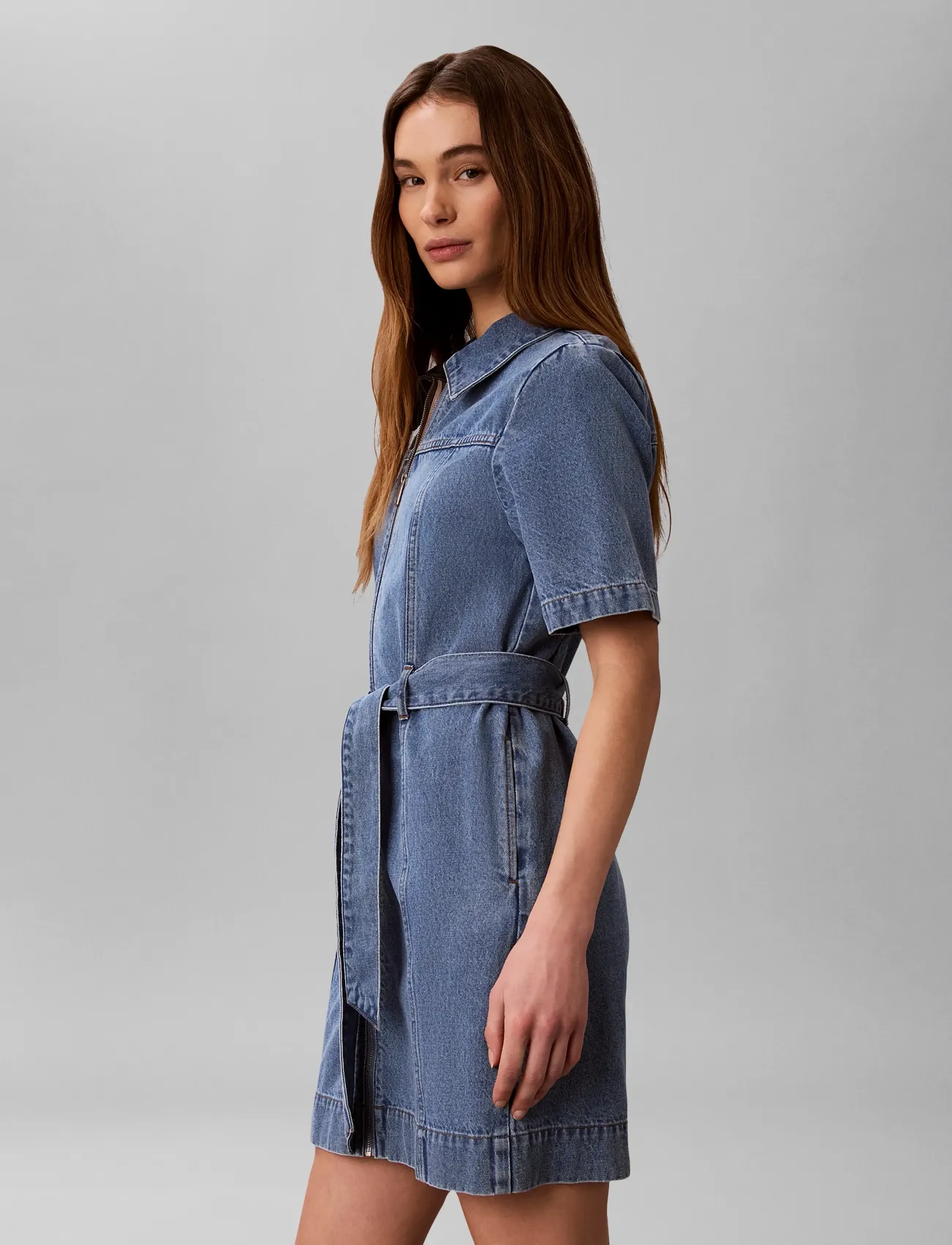 Calvin Klein Jeans - BELTED SHIRT DRESS RADIO BLUES - robes en jeans - radio blues - 4
