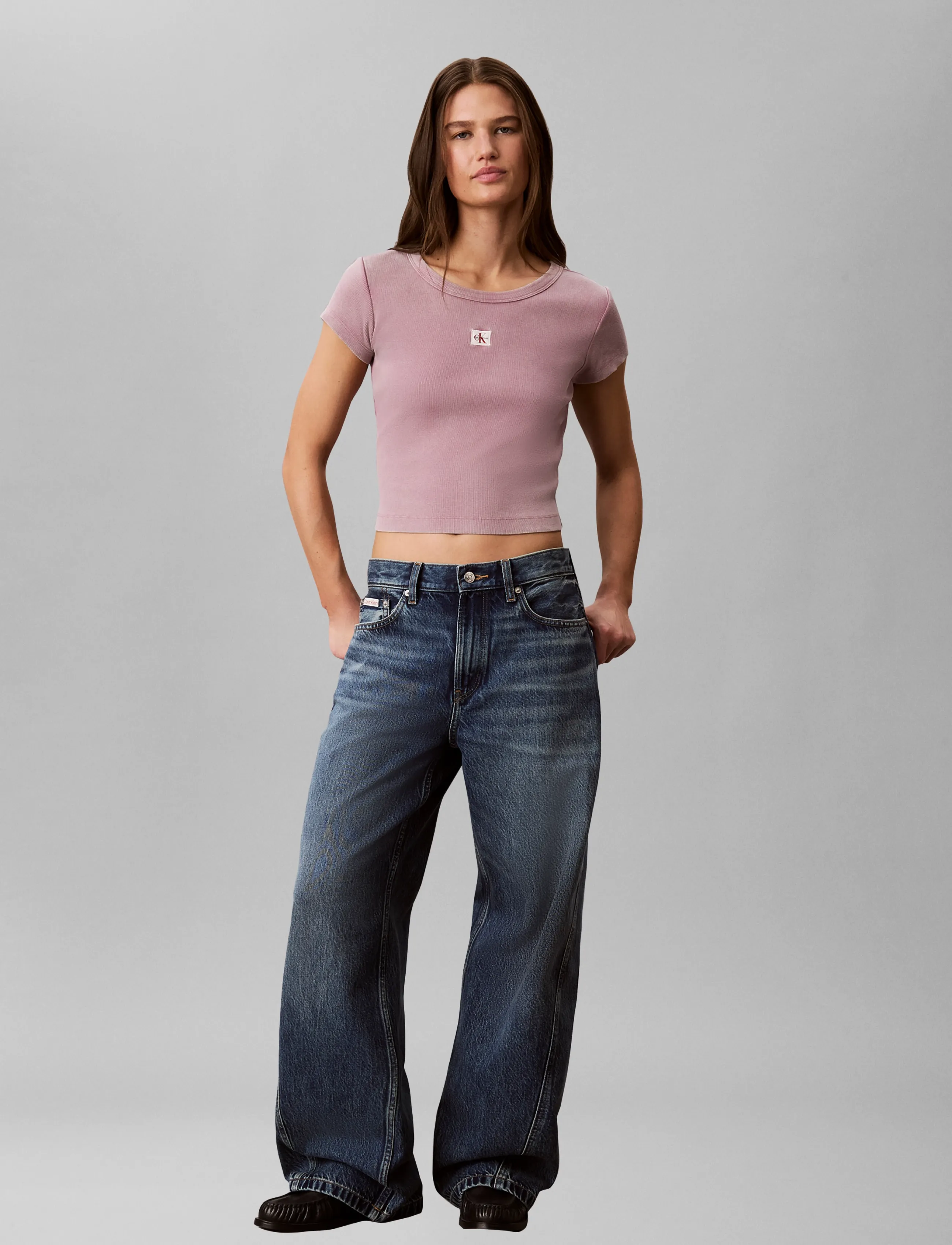 Calvin Klein Jeans SS WOVEN LABEL CREWNCK TEE - WAS - T-Shirts & Tops - DUSKY ORCHID / purple