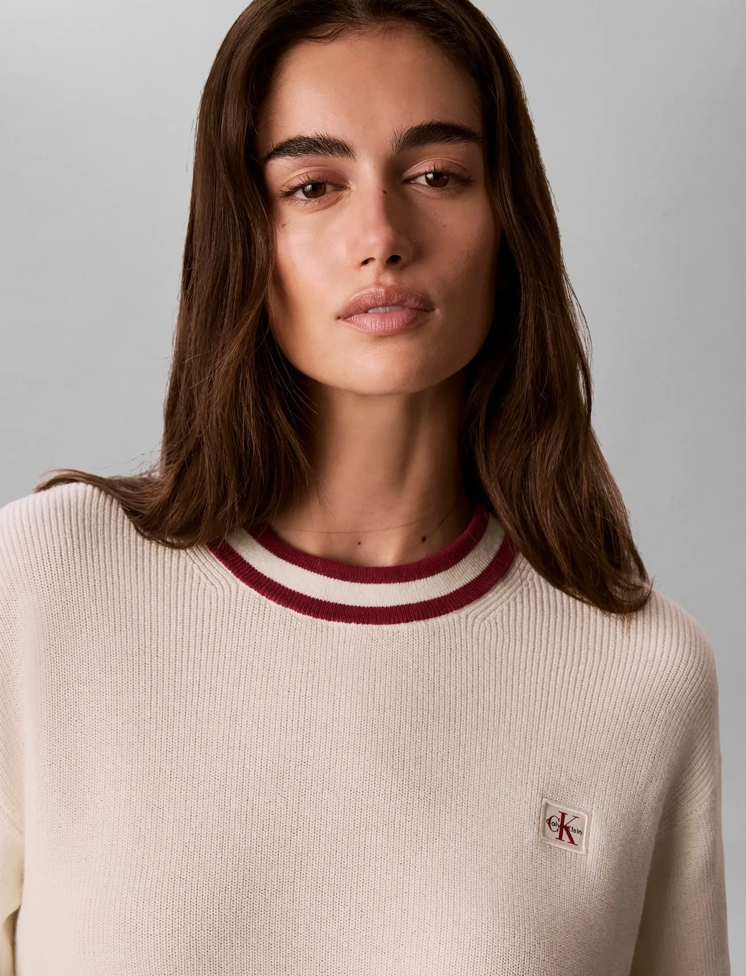 Calvin Klein Jeans - WOVEN LABEL CREWNECK SWEATER - tofu - 4