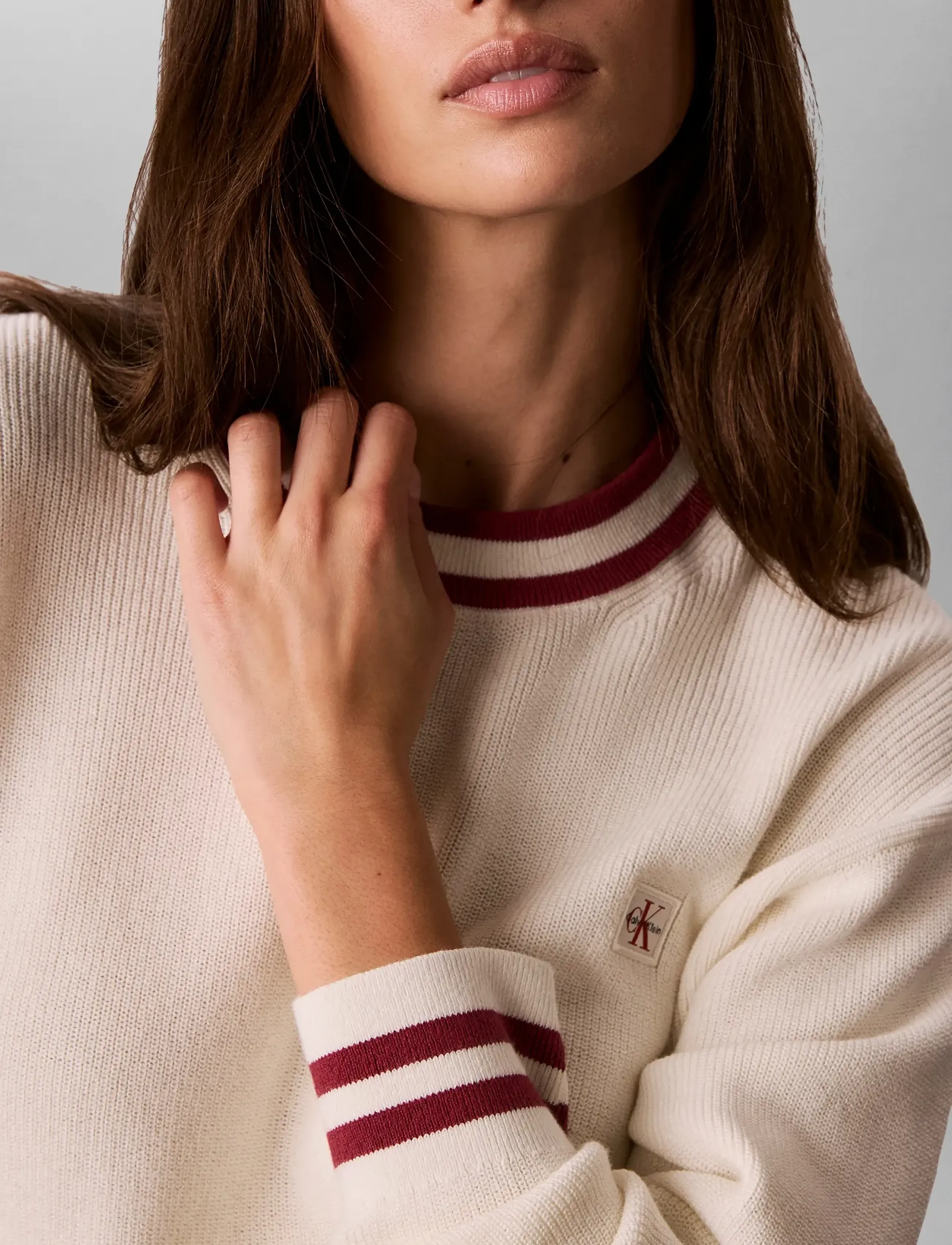 Calvin Klein Jeans - WOVEN LABEL CREWNECK SWEATER - tofu - 5