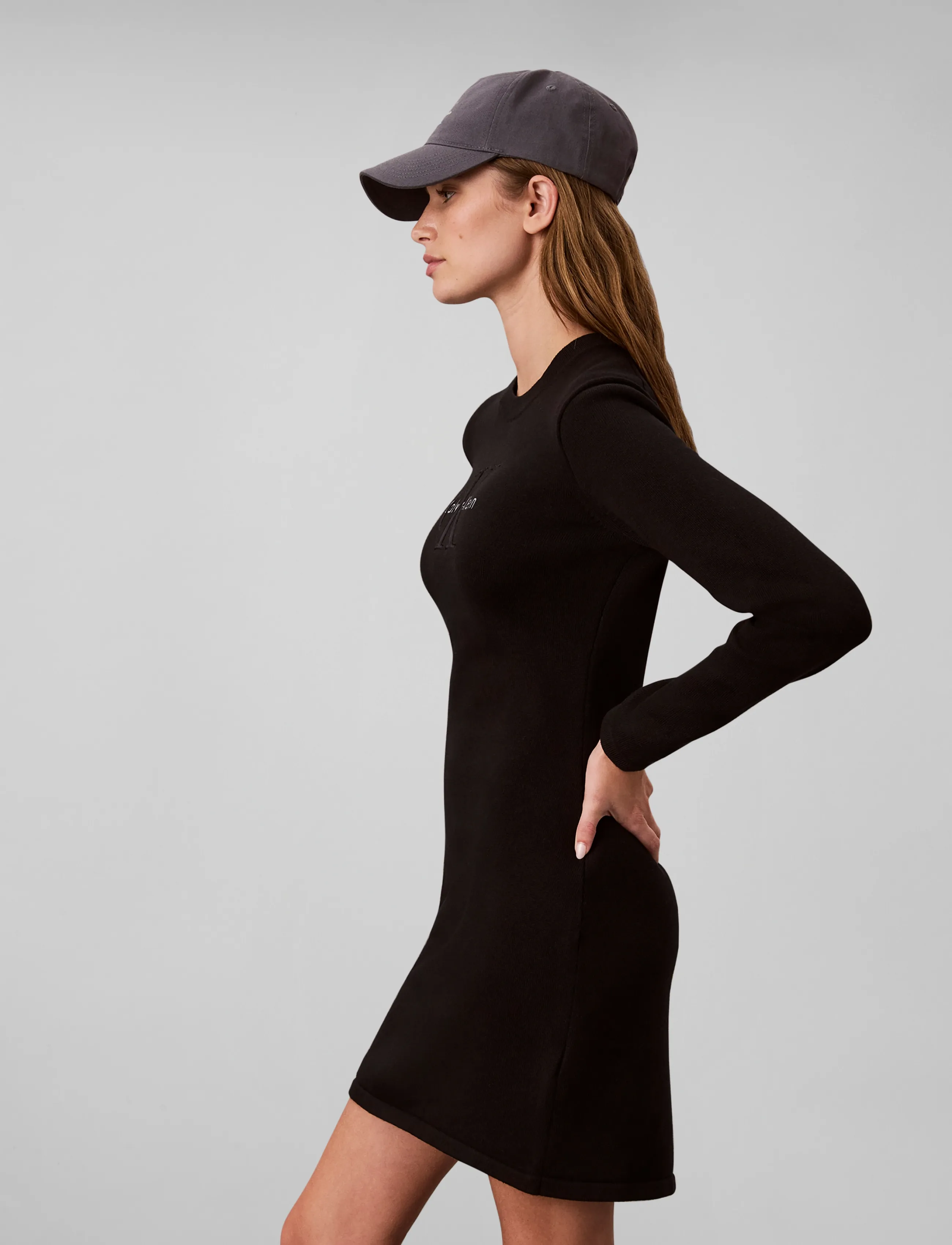 Calvin Klein Jeans - LS LOGO MINIDRESS - strikkjoler - black - 5