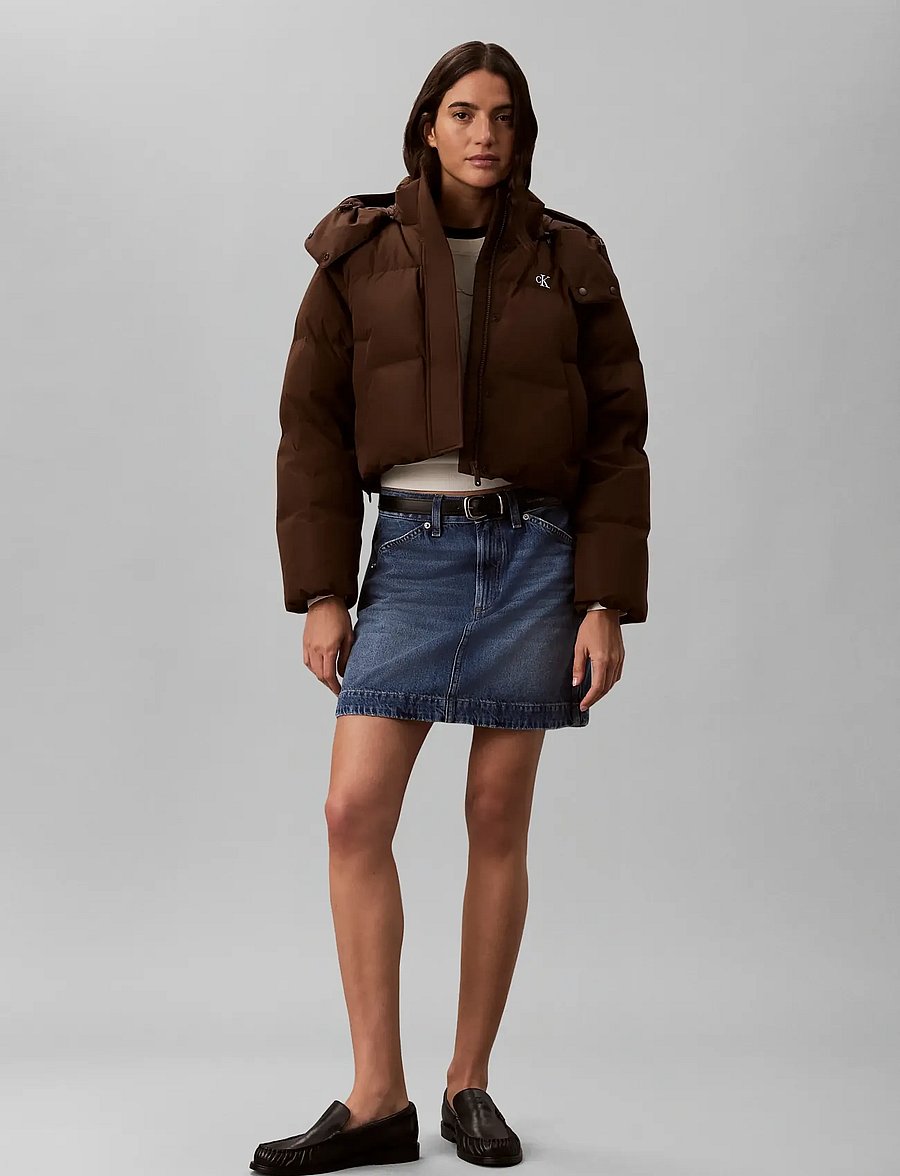 Calvin Klein Jeans - MATTE DETACHABLE SLV SHORT DOWN - brown cork - 0