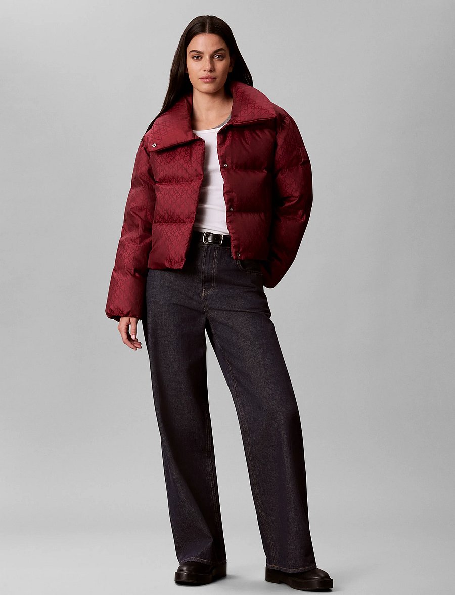 Calvin Klein Jeans - AOP JACQUARD SHORT DOWN PUFFER - vinterjakker - rhododendron ck emblem jacquard - 0