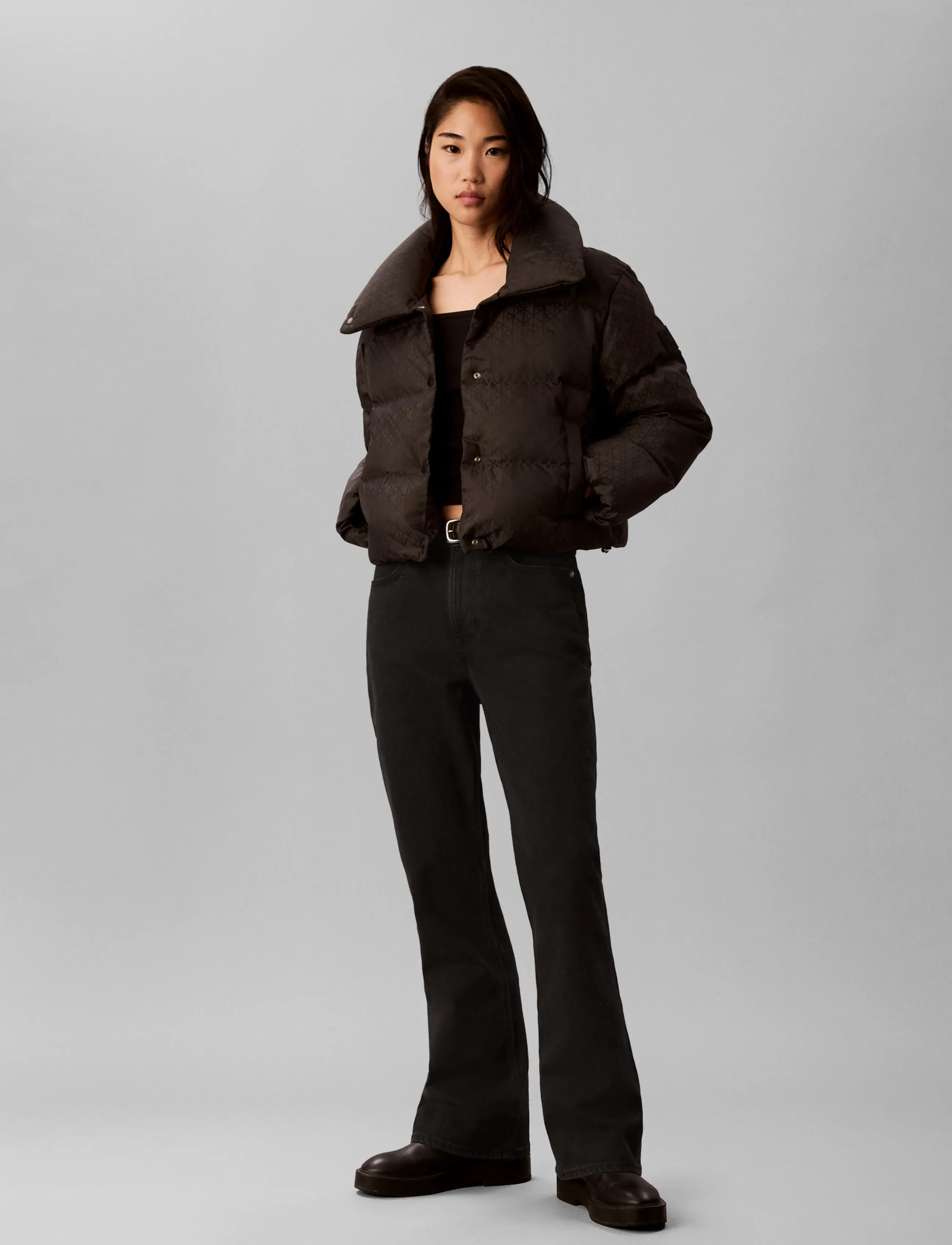 Calvin Klein Jeans AOP JACQUARD SHORT DOWN PUFFER - Calvin Klein - BLACK CK EMBLEM JACQUARD / black