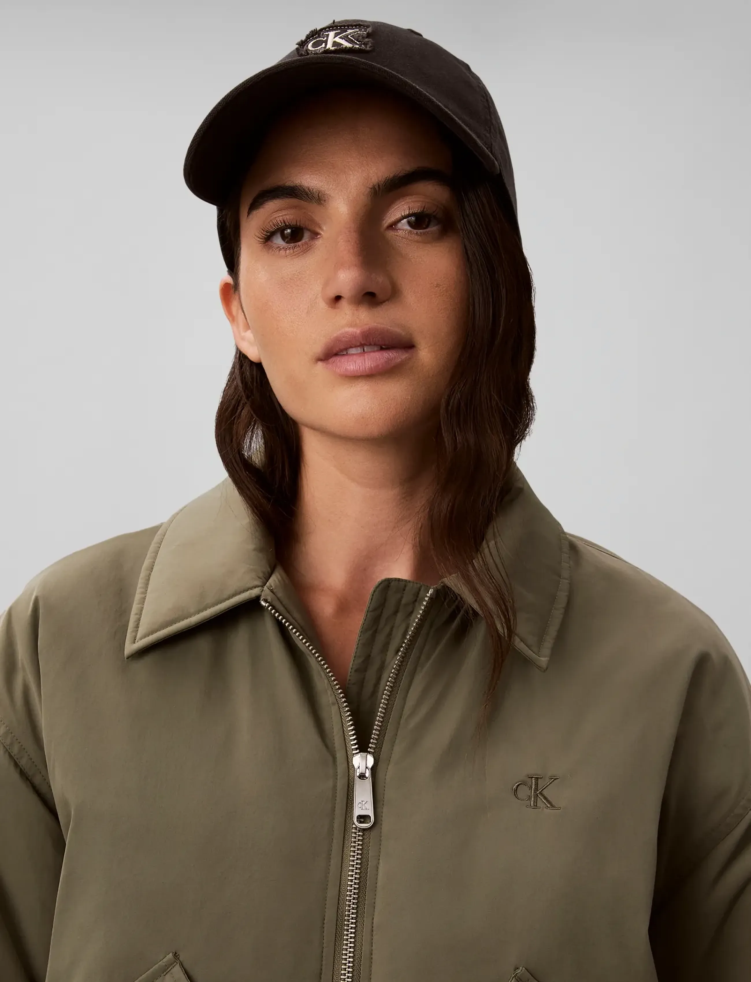 Calvin Klein Jeans - NYLON SHORT FILLED BOMBER - dusty olive - 4