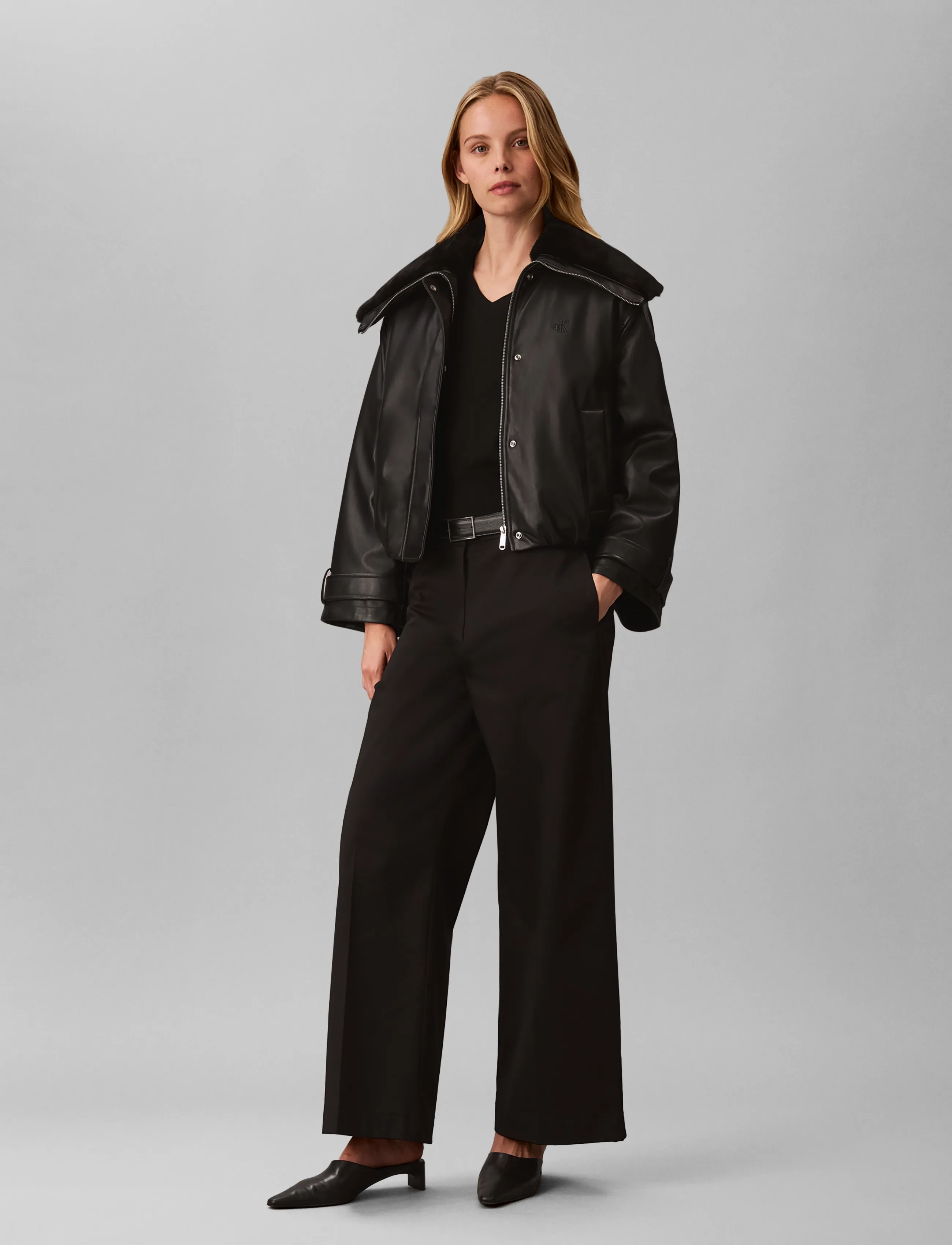 Calvin Klein Jeans FAUX LEATHER SHORT FILLED BOMBER - Winter jackets - BLACK / black