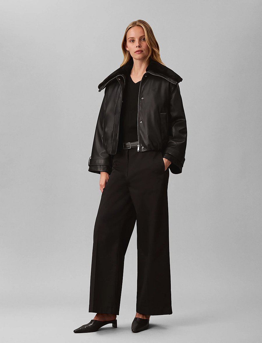 Calvin Klein Jeans - FAUX LEATHER SHORT FILLED BOMBER - winterjacken - black - 0