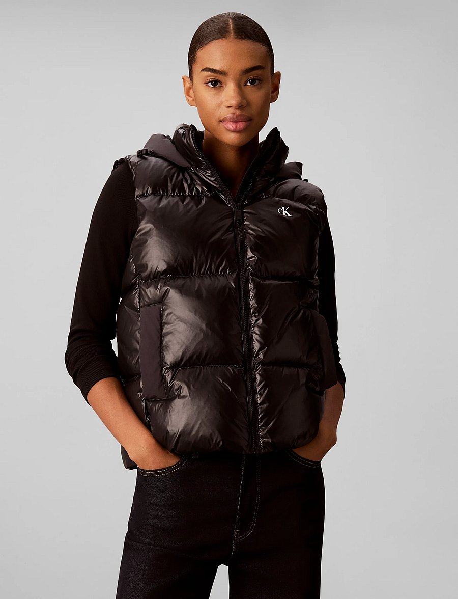 Calvin Klein Jeans - SHINE MW LOGO HOODED DOWN VEST - puffer vests - black - 3
