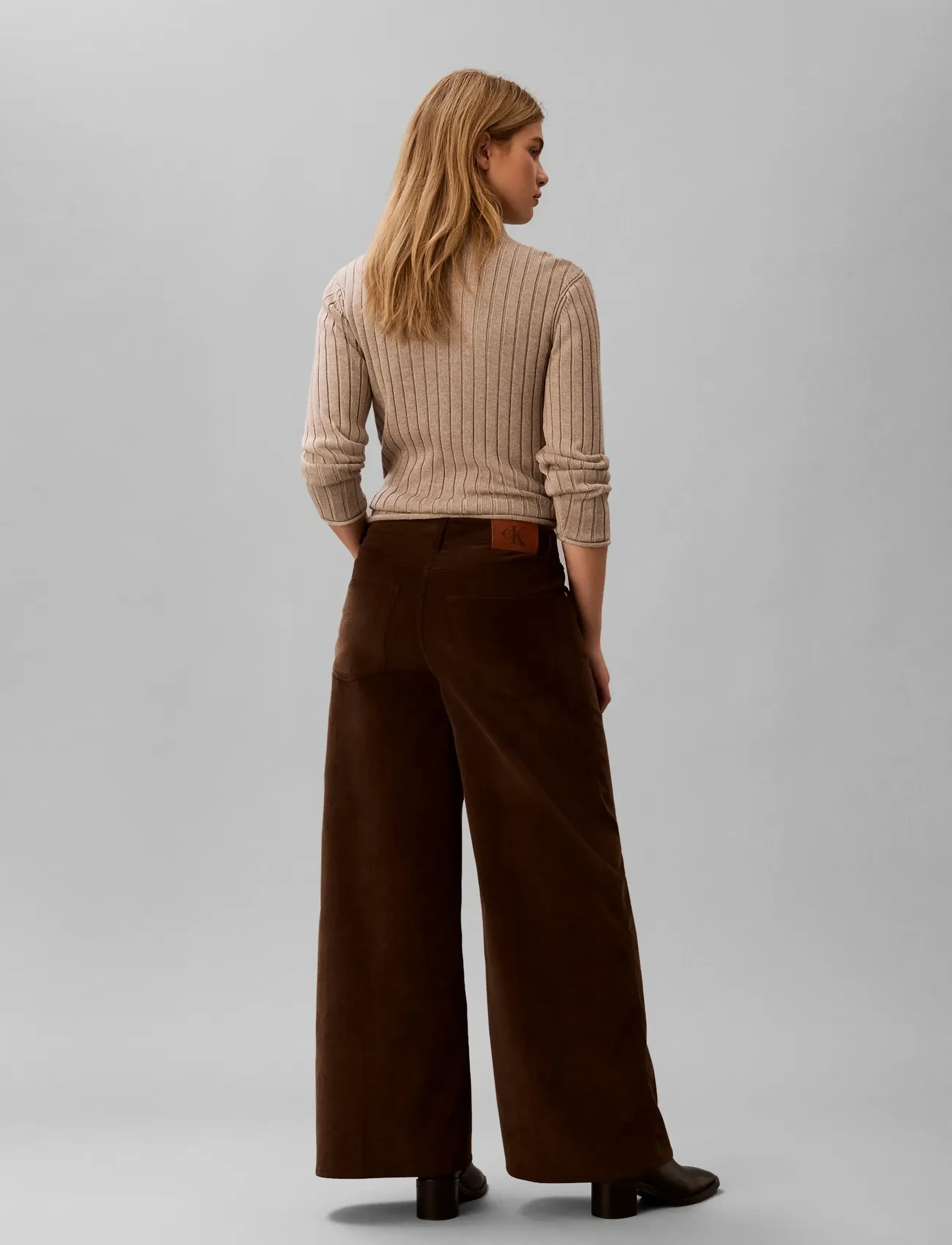 Calvin Klein Jeans - CORDUROY WIDE LEG PANTS - brown cork - 2