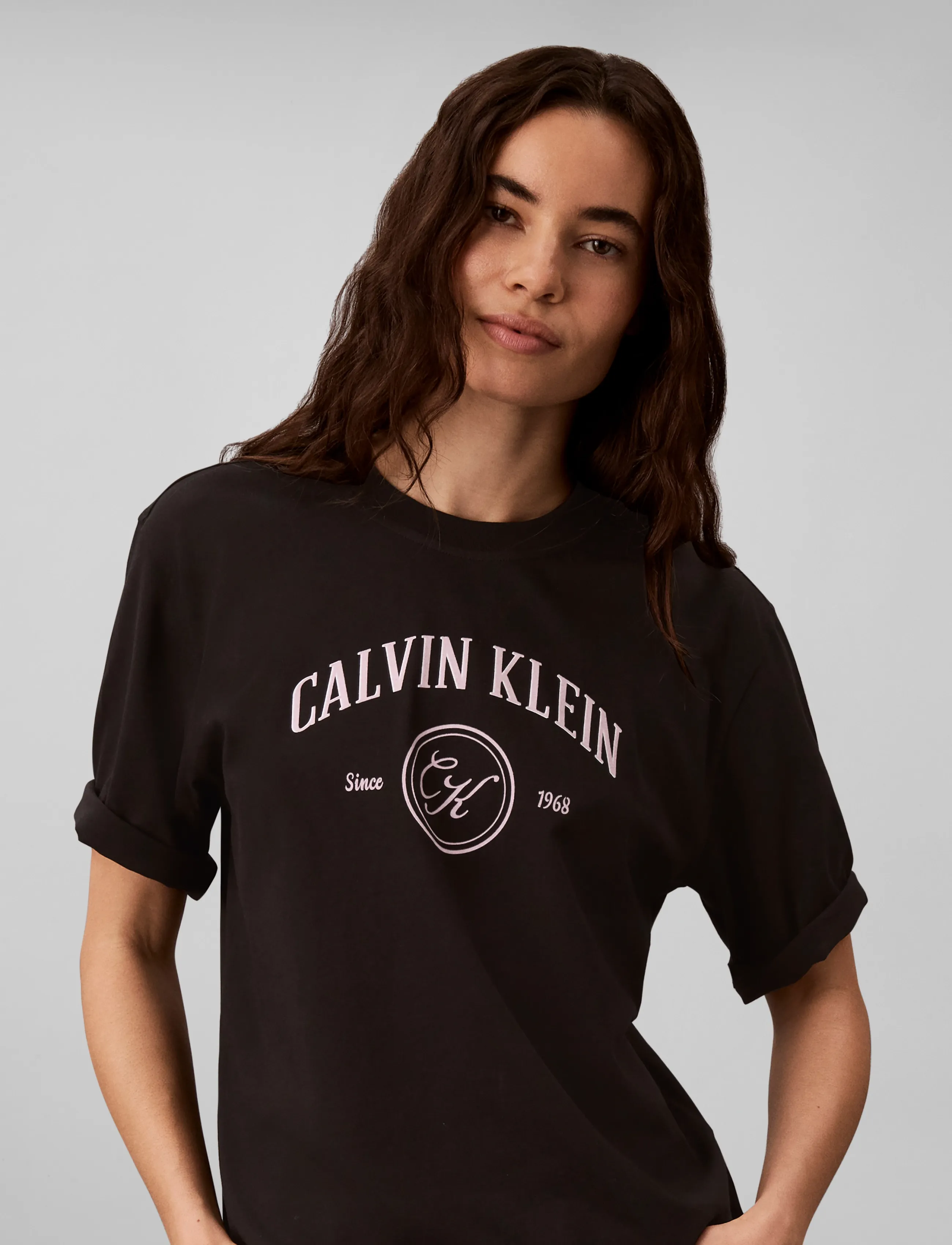Calvin Klein Jeans - SS RELAXED VARSITY CREST LOGO TE - t-shirts - black - 3