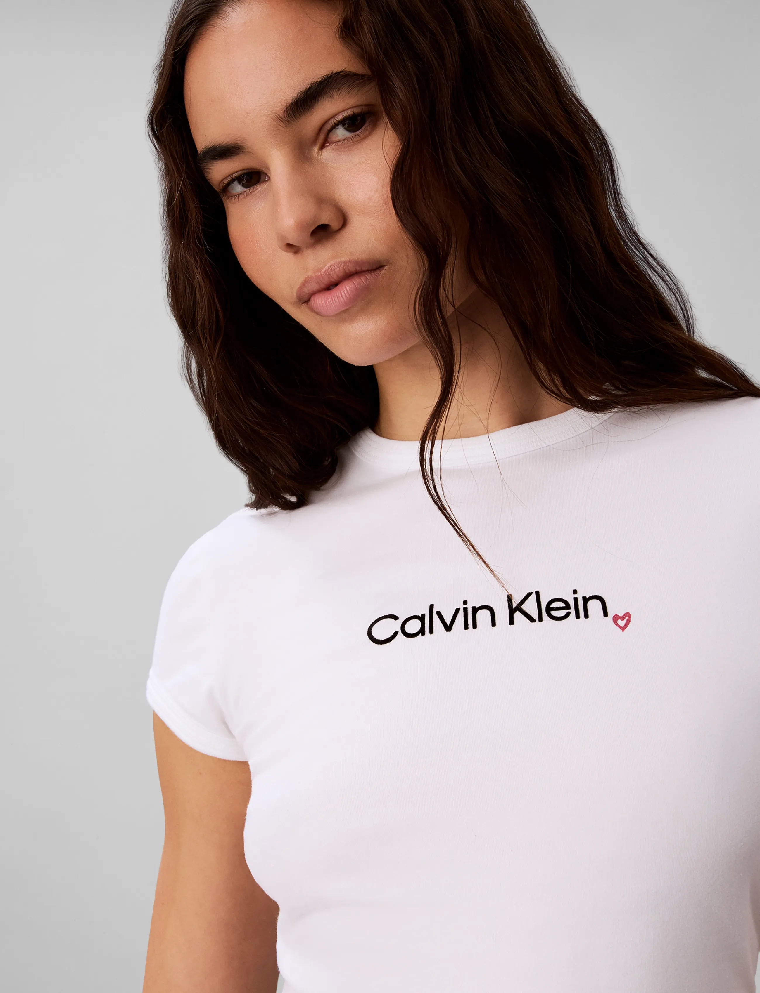 Calvin Klein Jeans - SS SLIM FIT HEART LOGO TEE - t-shirts - bright white - 4