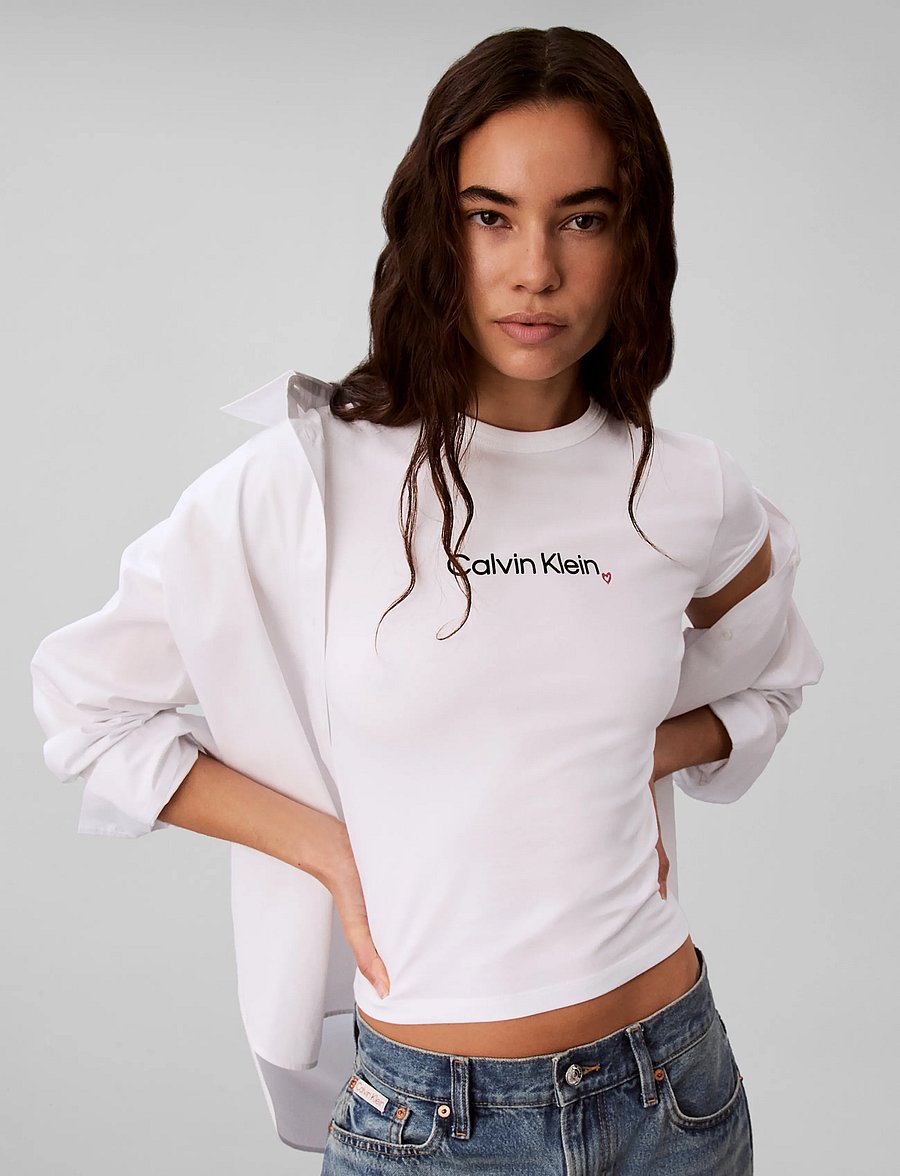 Calvin Klein Jeans - SS SLIM FIT HEART LOGO TEE - t-shirts - bright white - 5