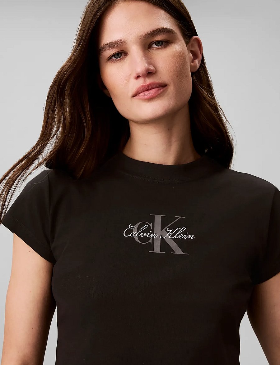 Calvin Klein Jeans - SS SLIM FIT BABY MONOLOGO SCRIPT - t-shirts - black - 4