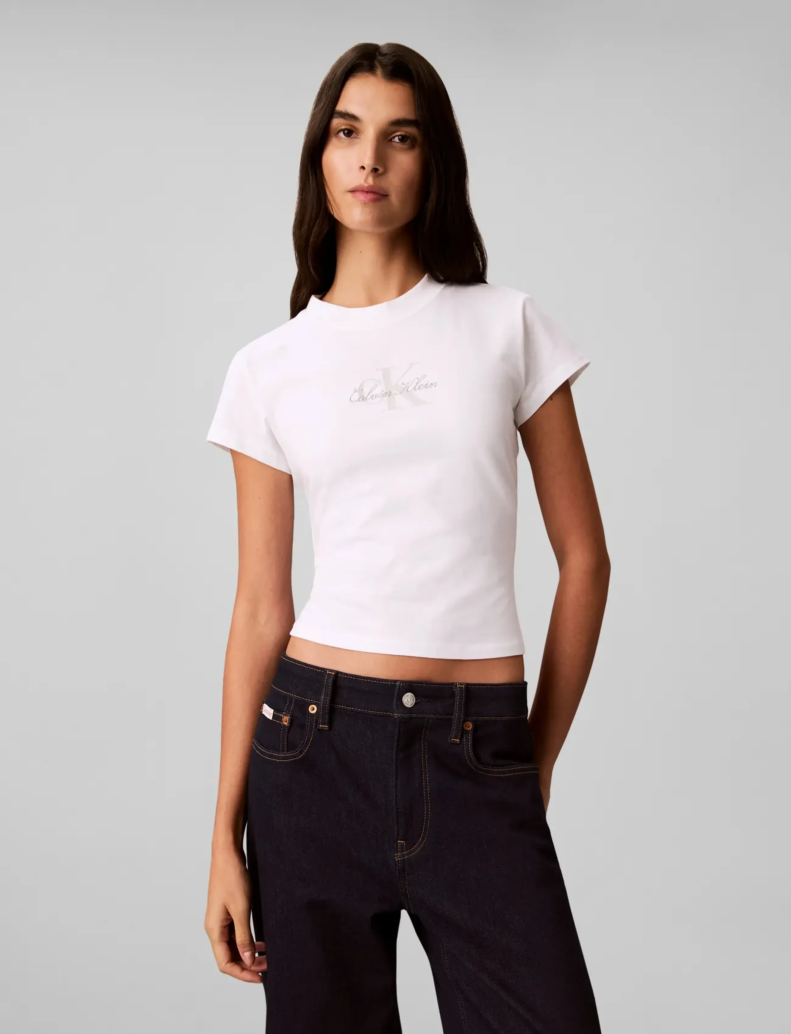 Calvin Klein Jeans - SS SLIM FIT BABY MONOLOGO SCRIPT - t-shirts - bright white - 3