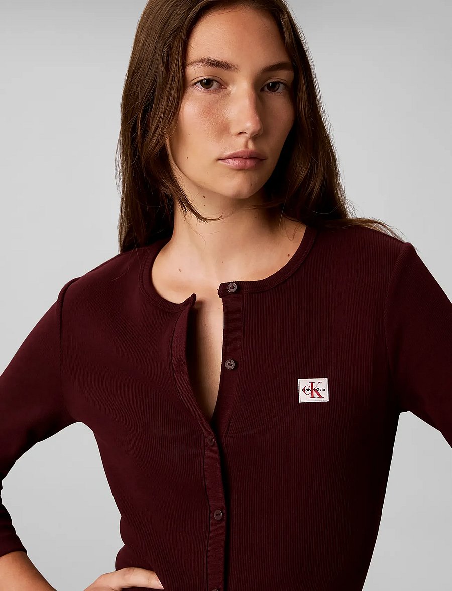 Calvin Klein Jeans - LS WVN LABEL 2X2 BABY RIB CREW C - raspberry truffle - 4