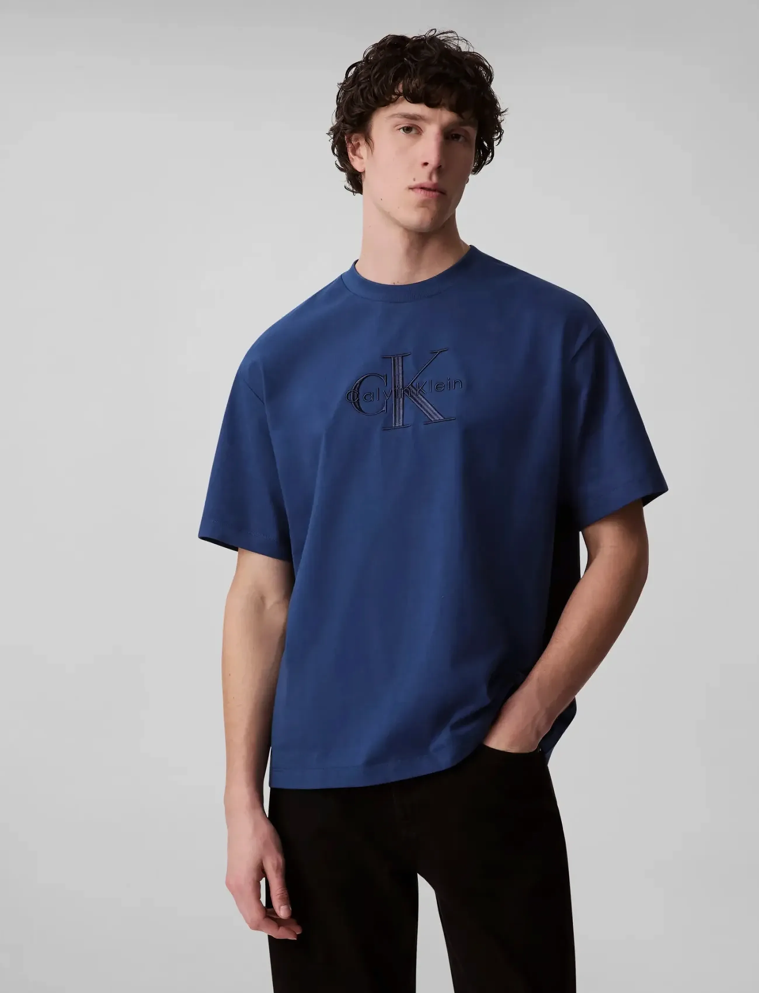 Calvin Klein Jeans Ss Hero Monologo Emb 16S Crewnck, XS, Blue, T-Shirts > Kortærmede, Herre