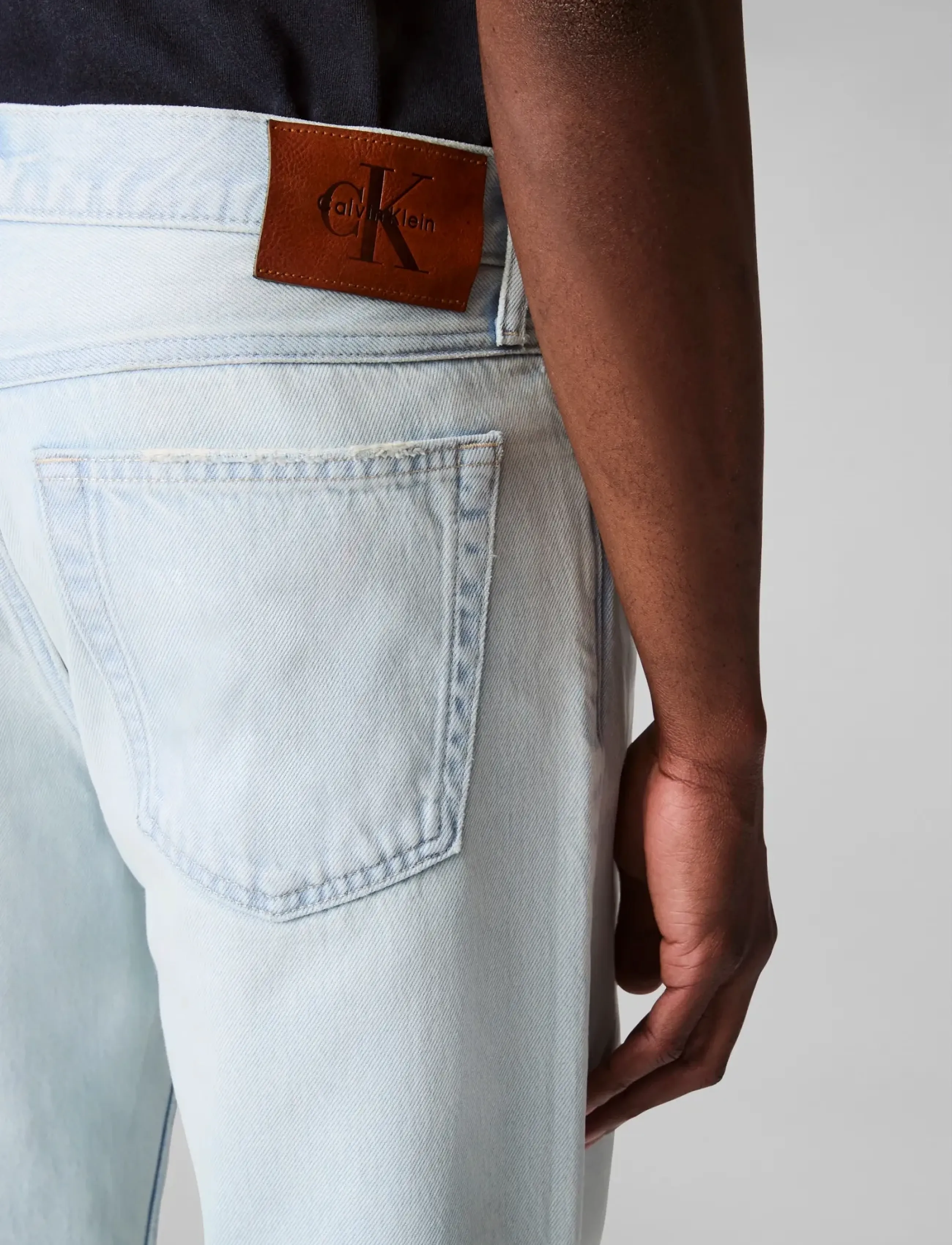 Calvin Klein Jeans 90S Straight Goldenrod Jean straight leg jeans herr – bild 5
