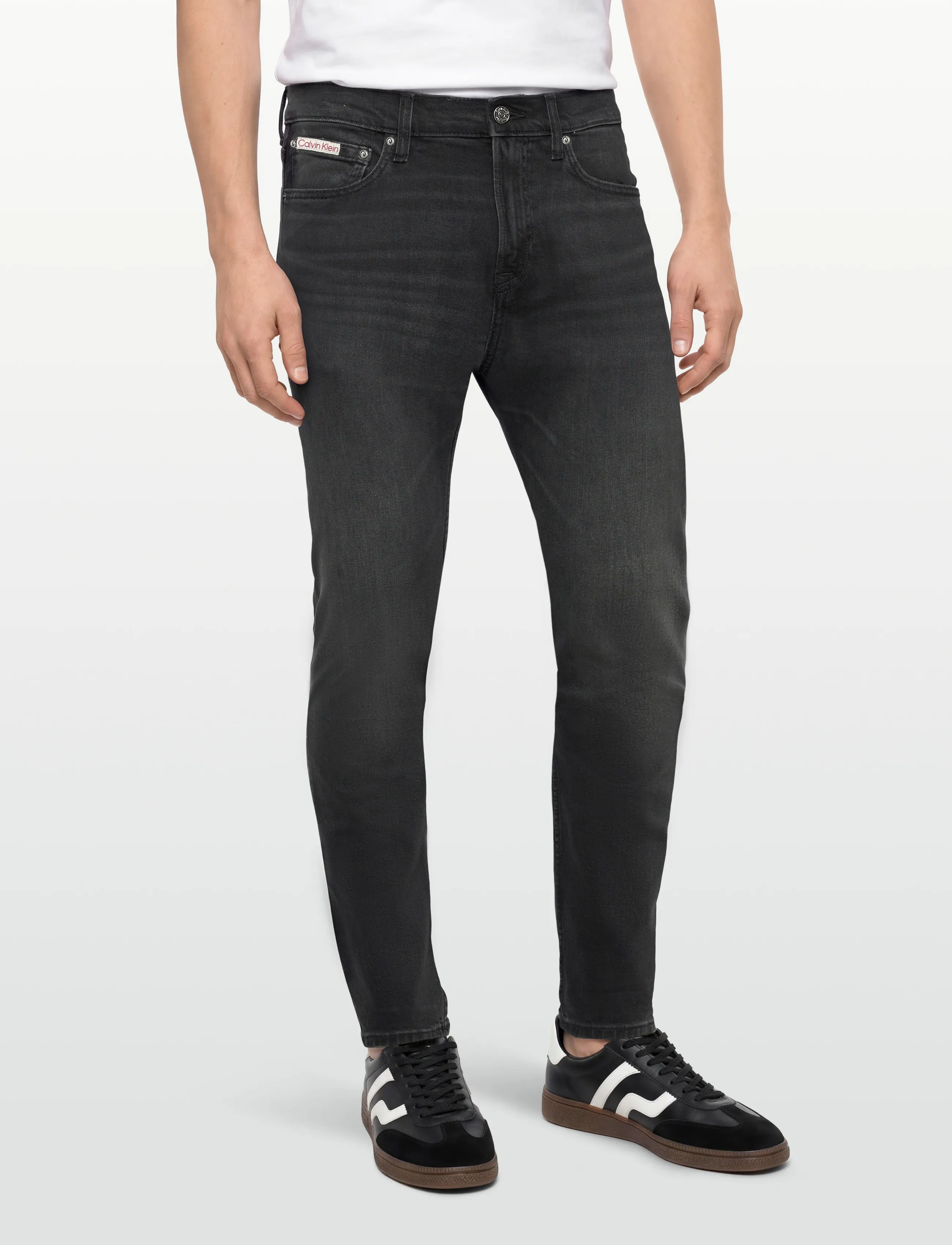 Calvin Klein Jeans - SLIM TAPER BLACK OIL SLICK JEAN - slim-fit jeans - black oil slick - 3