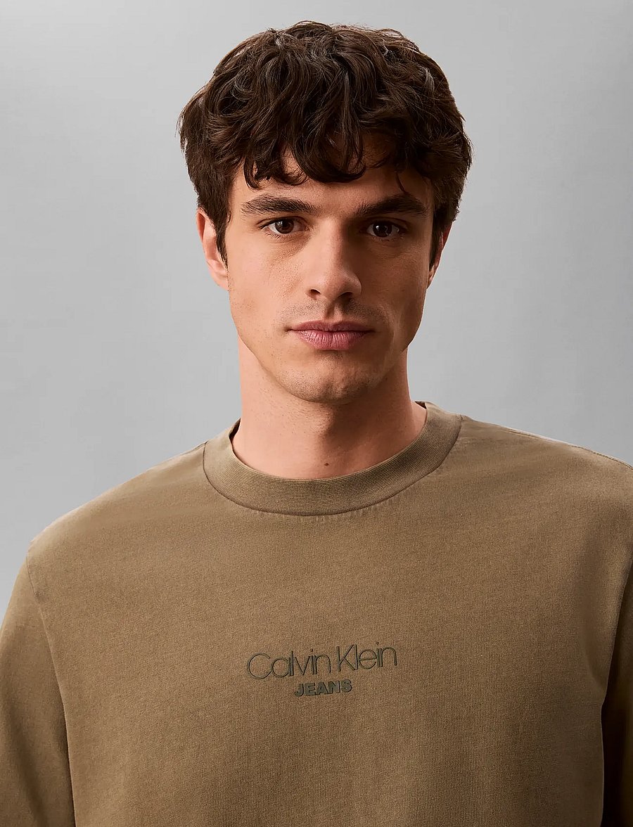 Calvin Klein Jeans - SS 20S ACID WASH GRAPHIC CREWNK - kortærmede t-shirts - dusty olive - 3