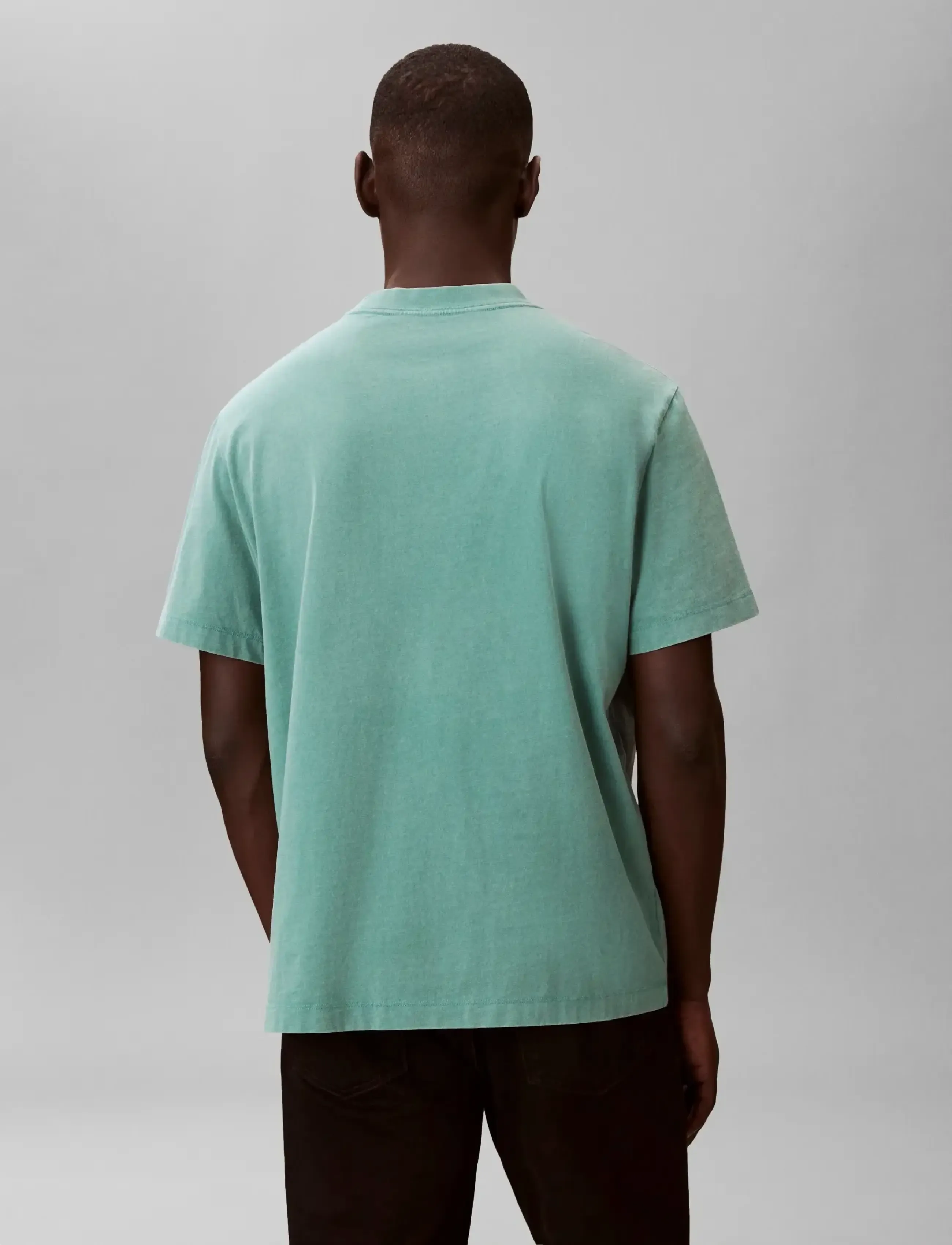 Calvin Klein Jeans - SS 20S ACID WASH GRAPHIC CREWNK - short-sleeved t-shirts - wild green - 2